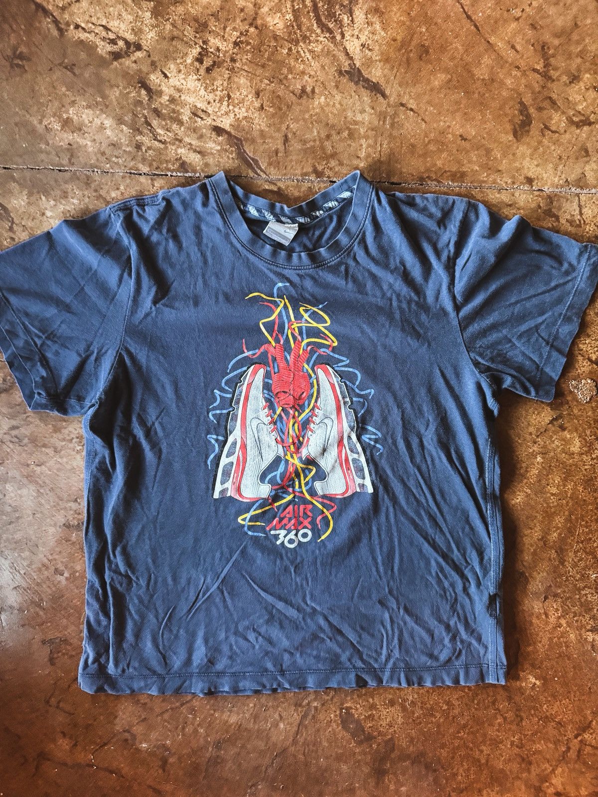 Nike Vintage Nike Air Max 360 T-Shirt Size US L / EU 52-54 / 3 - 1 Thumbnail