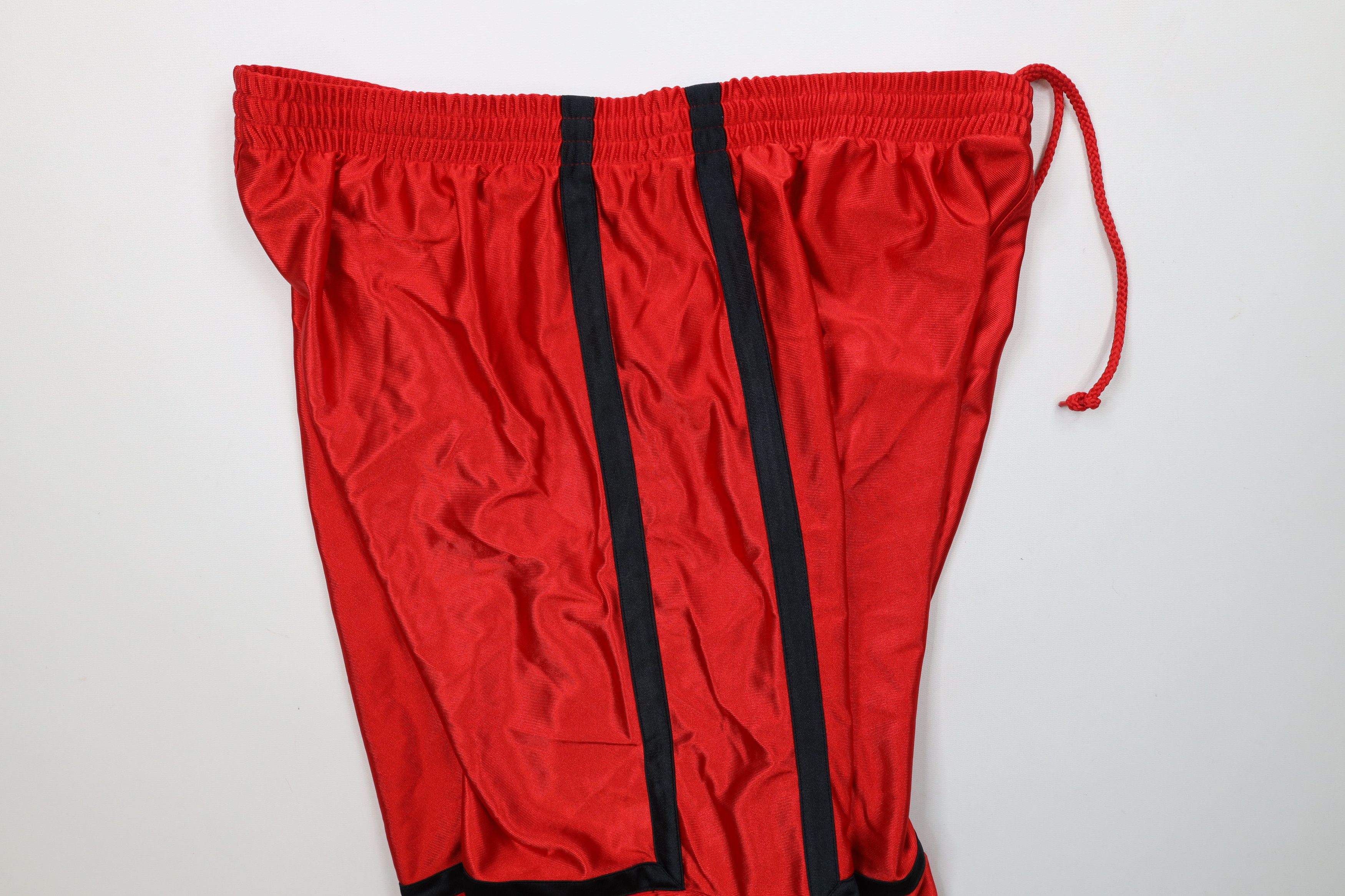 Vintage Vintage 90s Wings Hockey Gym Basketball Shorts Red Polyester Size US 36 / EU 52 - 7 Thumbnail
