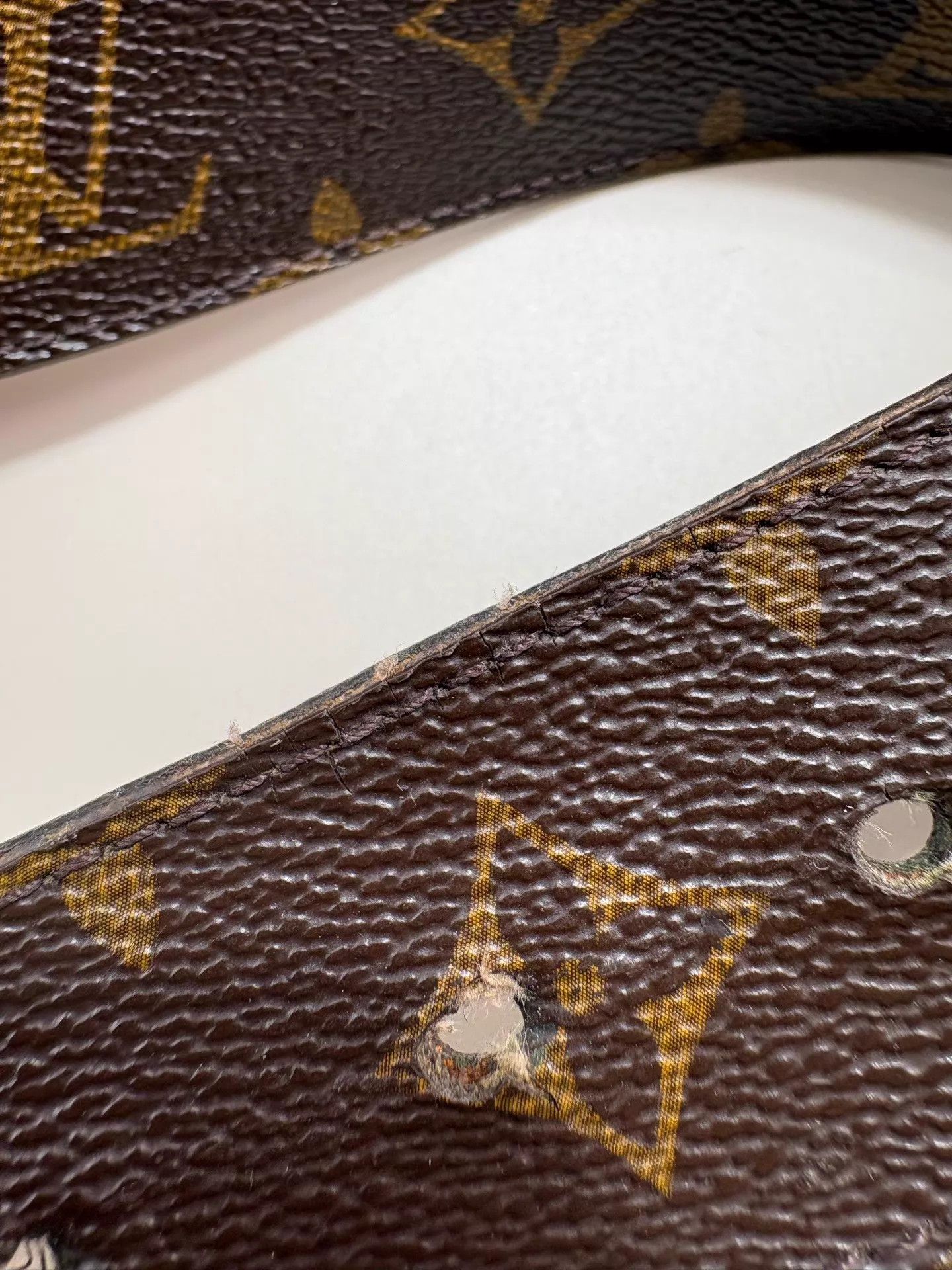 Louis Vuitton LV Monogram Gold Buckle Belt K1 Size ONE SIZE - 5 Thumbnail