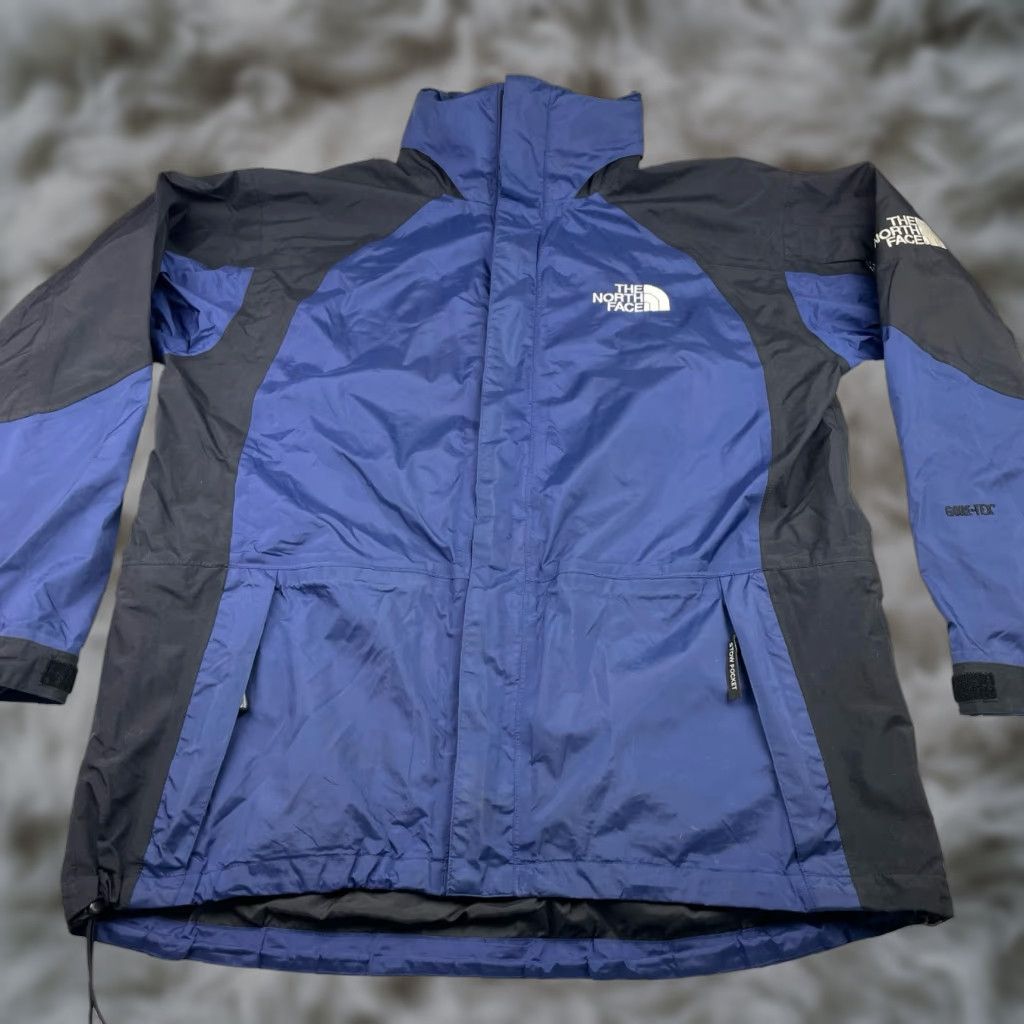 VINTAGE? No. The North Face Men’s Gore-Tex Hooded Full Zip Ski Shell Jacket Blue/Black XL