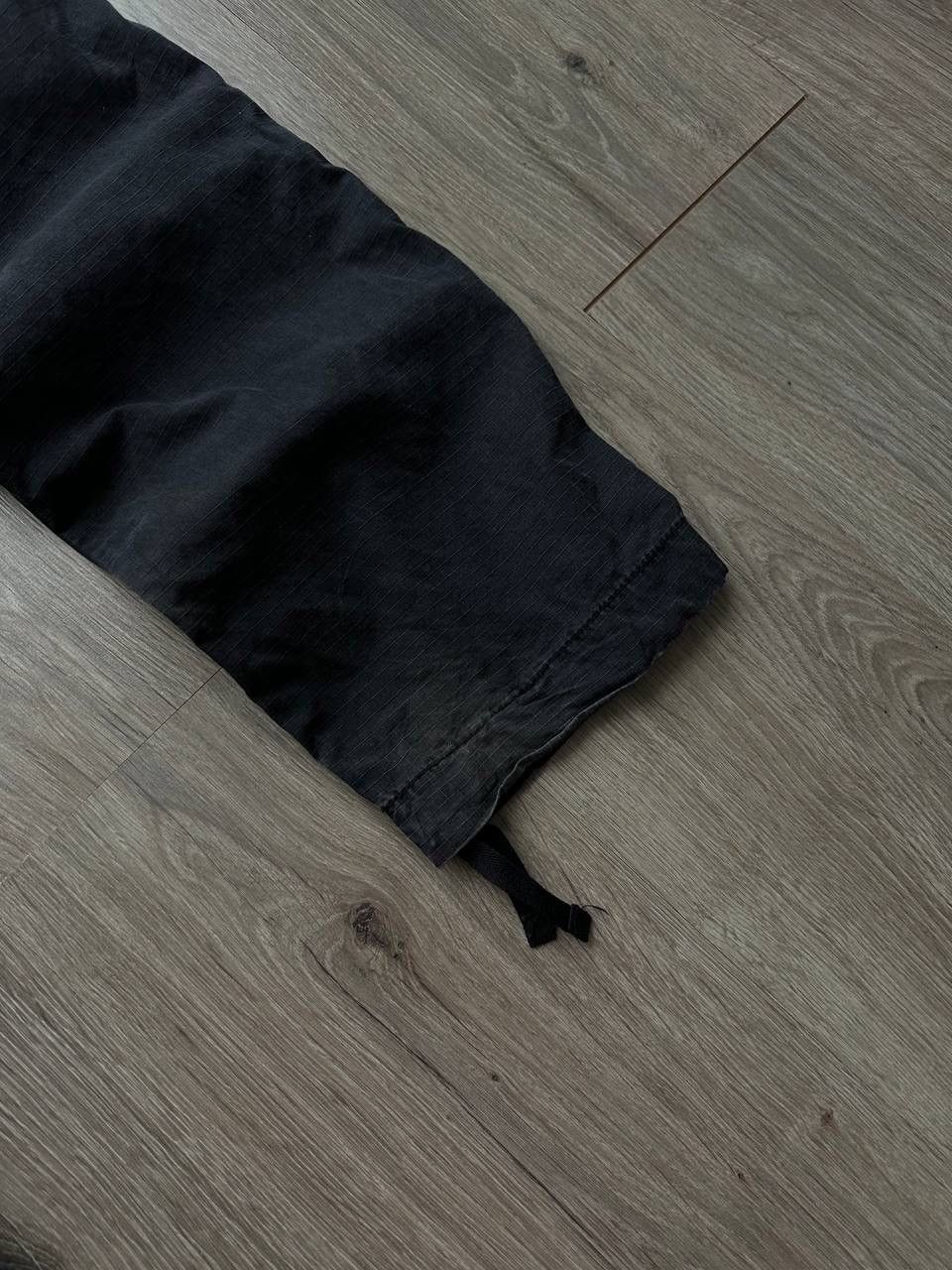 Carhartt × Carhartt Wip × Vintage Vintage Carhartt Cargo Black Big Logo Pants Size US 31 - 6 Thumbnail