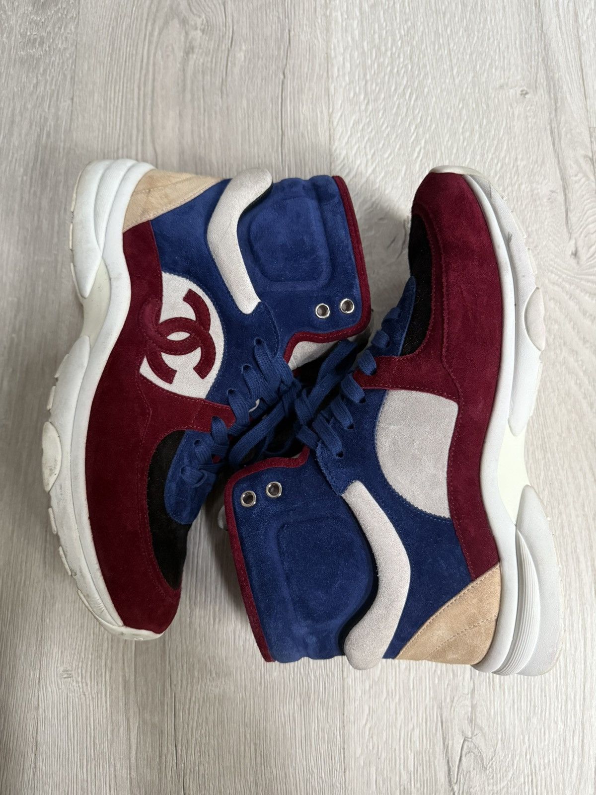 Chanel Chanel Hi Top Trainers Size US 8 / EU 41 - 7 Thumbnail