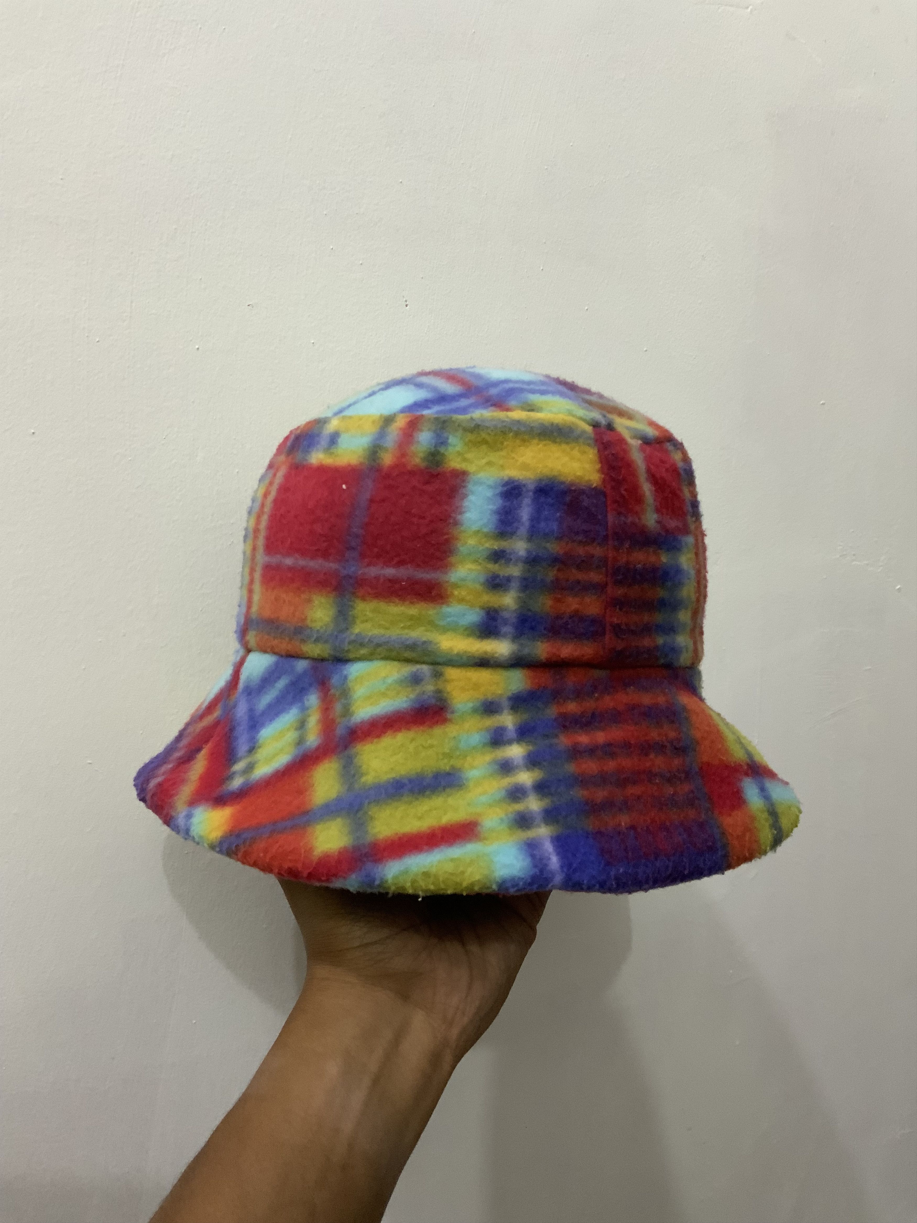 20471120 Striped Multicolor Hat Size ONE SIZE - 3 Thumbnail