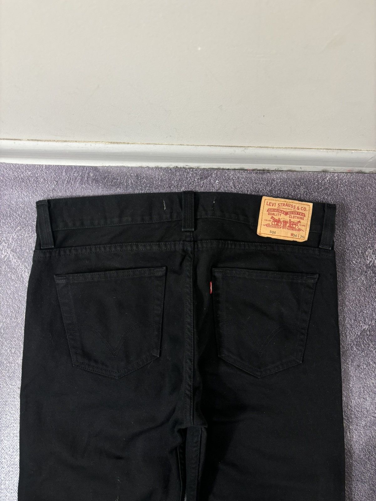 Levi's Vintage Levi’s 506 Men’s Straight Fit USA Black Denim Jeans Size US 36 / EU 52 - 9 Thumbnail