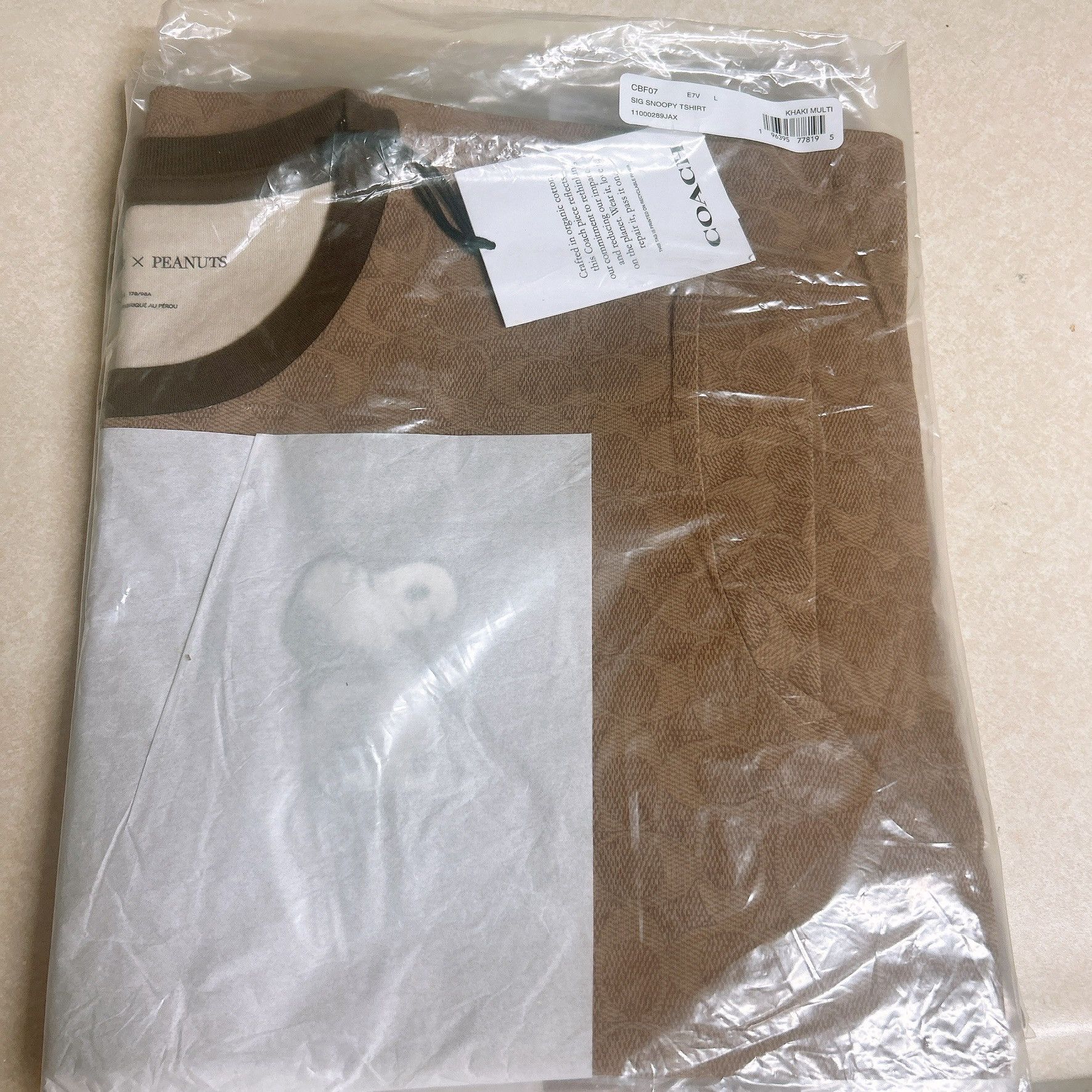Coach Peanuts Snoopy Signature Classic T-Shirt In Organic Cotton Size M / US 6-8 / IT 42-44 - 4 Thumbnail
