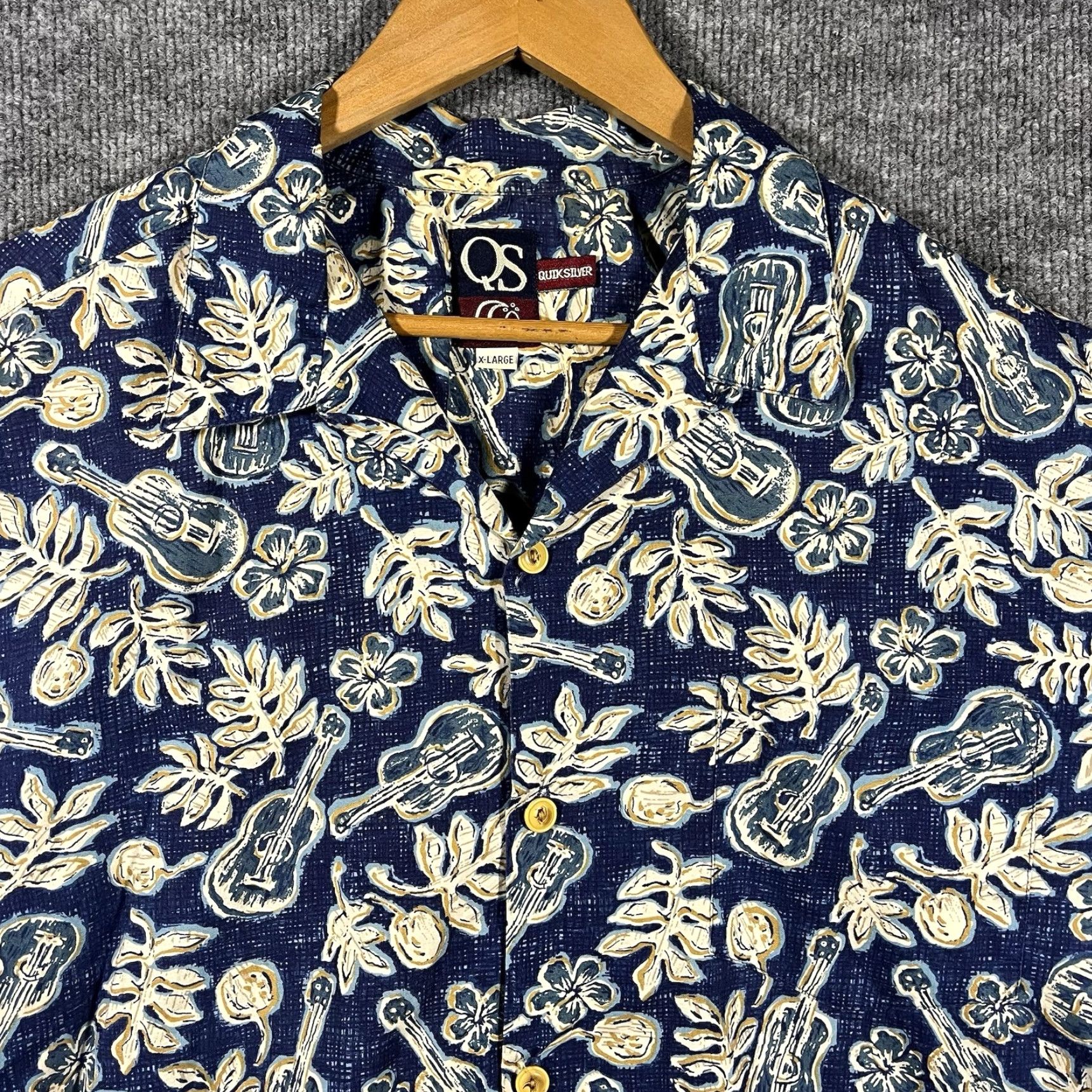 Quiksilver VINTAGE Quiksilver Shirt Mens XL Blue Hawaiian Camp Ukulele Surf Floral Camp Vintage Graphic Print Short Sleeve Button-Up Collared Spread Mens Size US XL / EU 56 / 4 - 2 Thumbnail