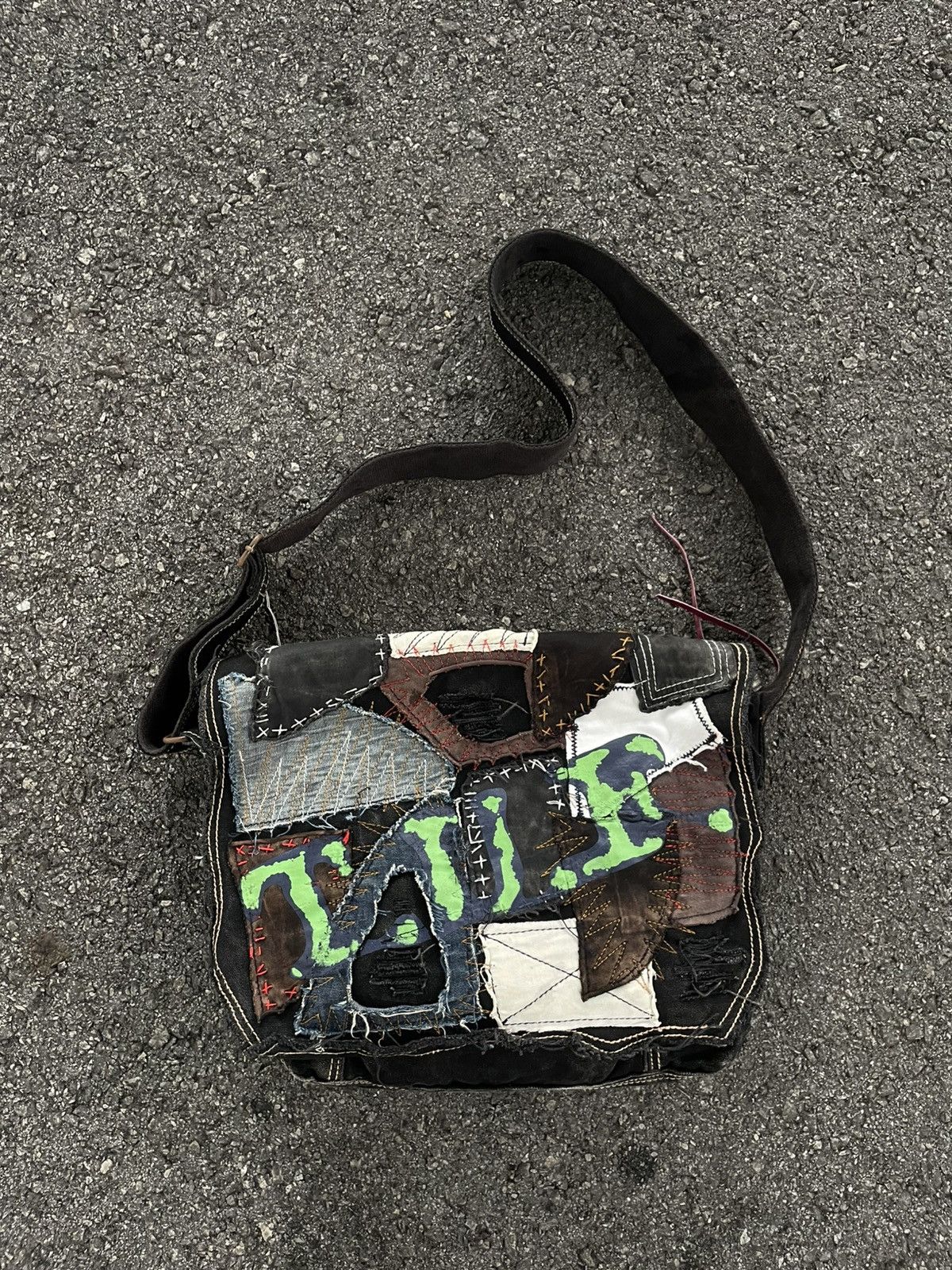 If Six Was Nine Touch JeanSmitch Patchwork SlingBag Size ONE SIZE - 1 Thumbnail