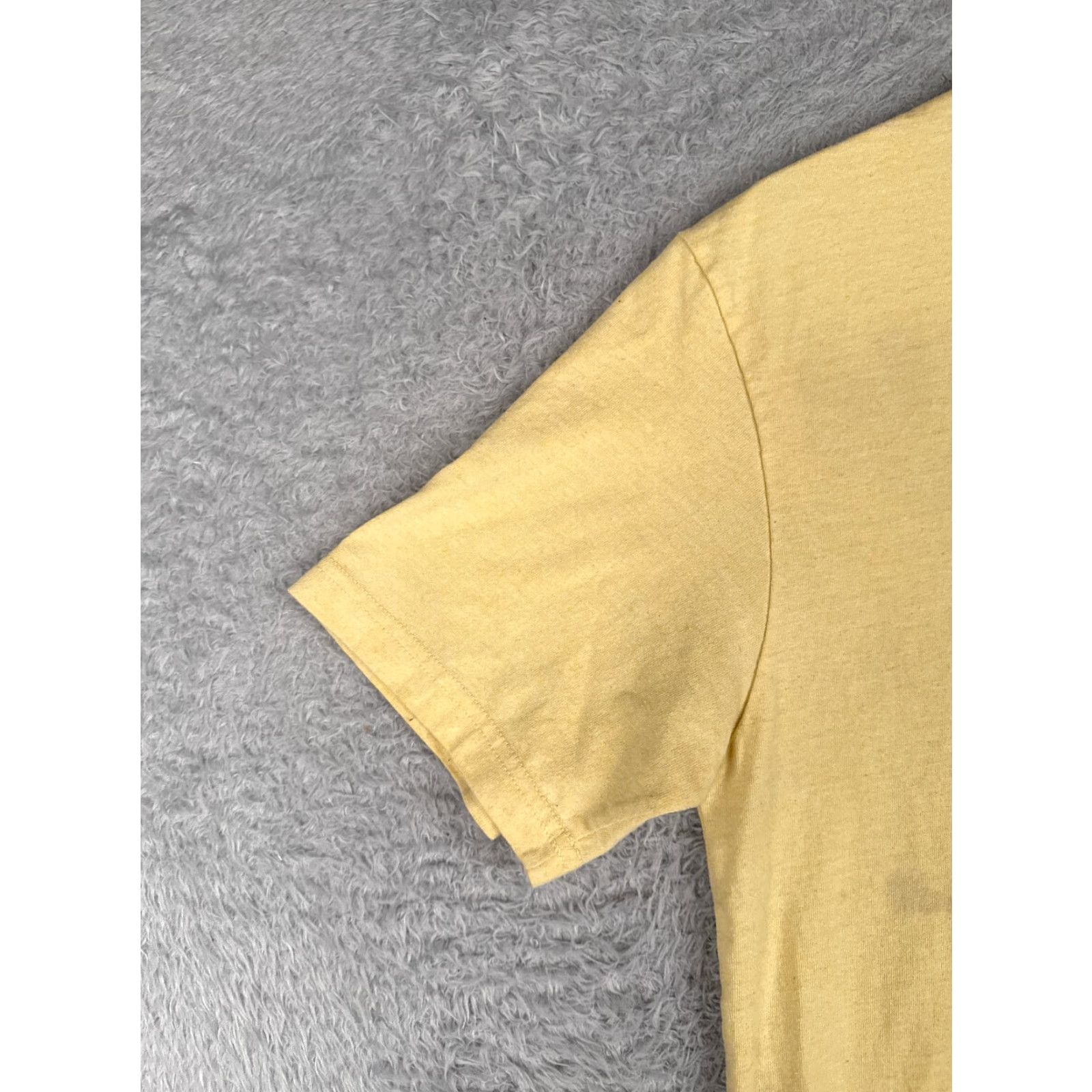 Patagonia Patagonia Shirt Men Medium Yellow Cotton Blend Short Sleeve Crew Neck Size US M / EU 48-50 / 2 - 3 Thumbnail