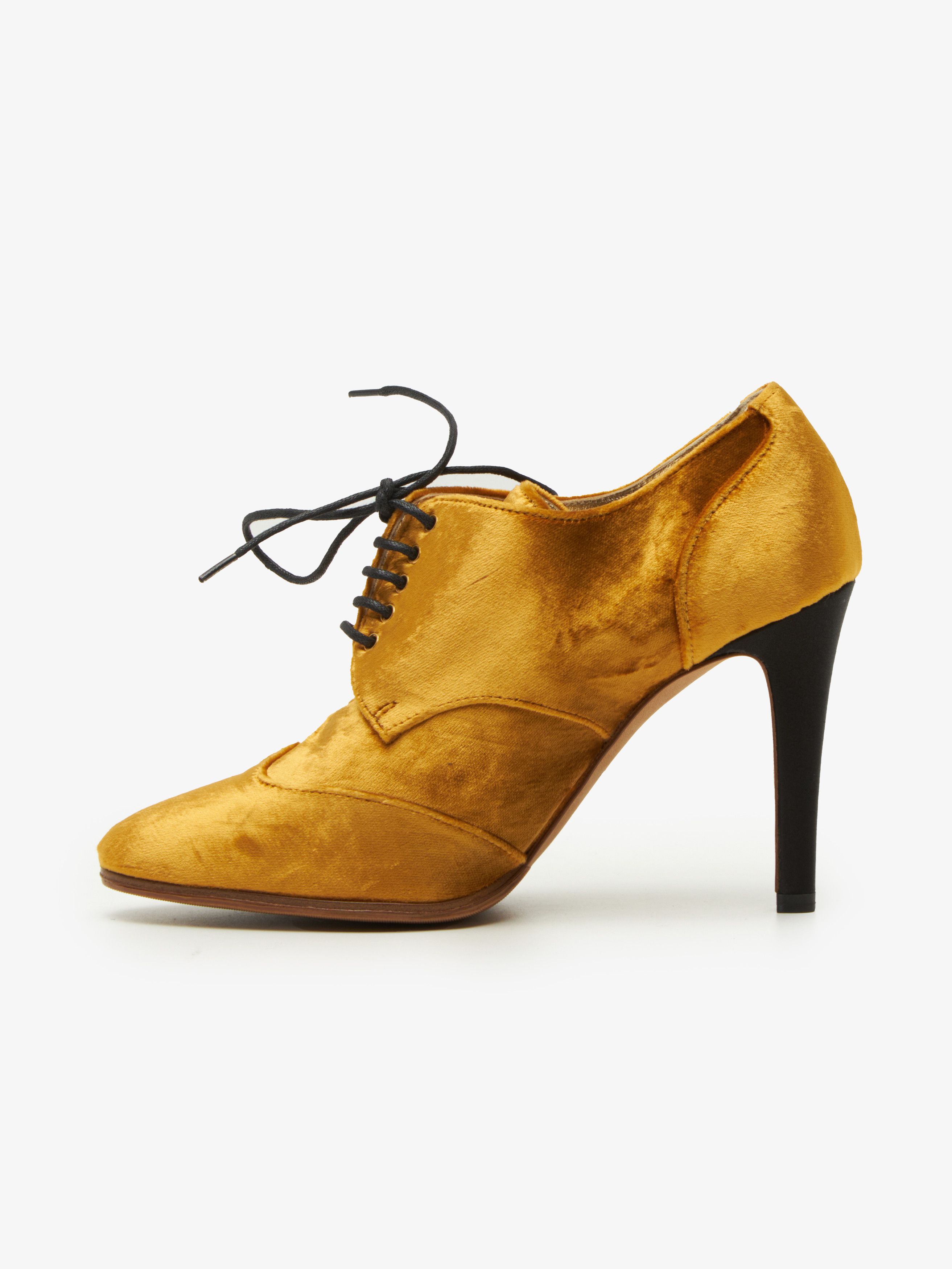 Chanel Chanel velvet ankle boots Size US 5.5 / IT 35.5 - 2 Thumbnail