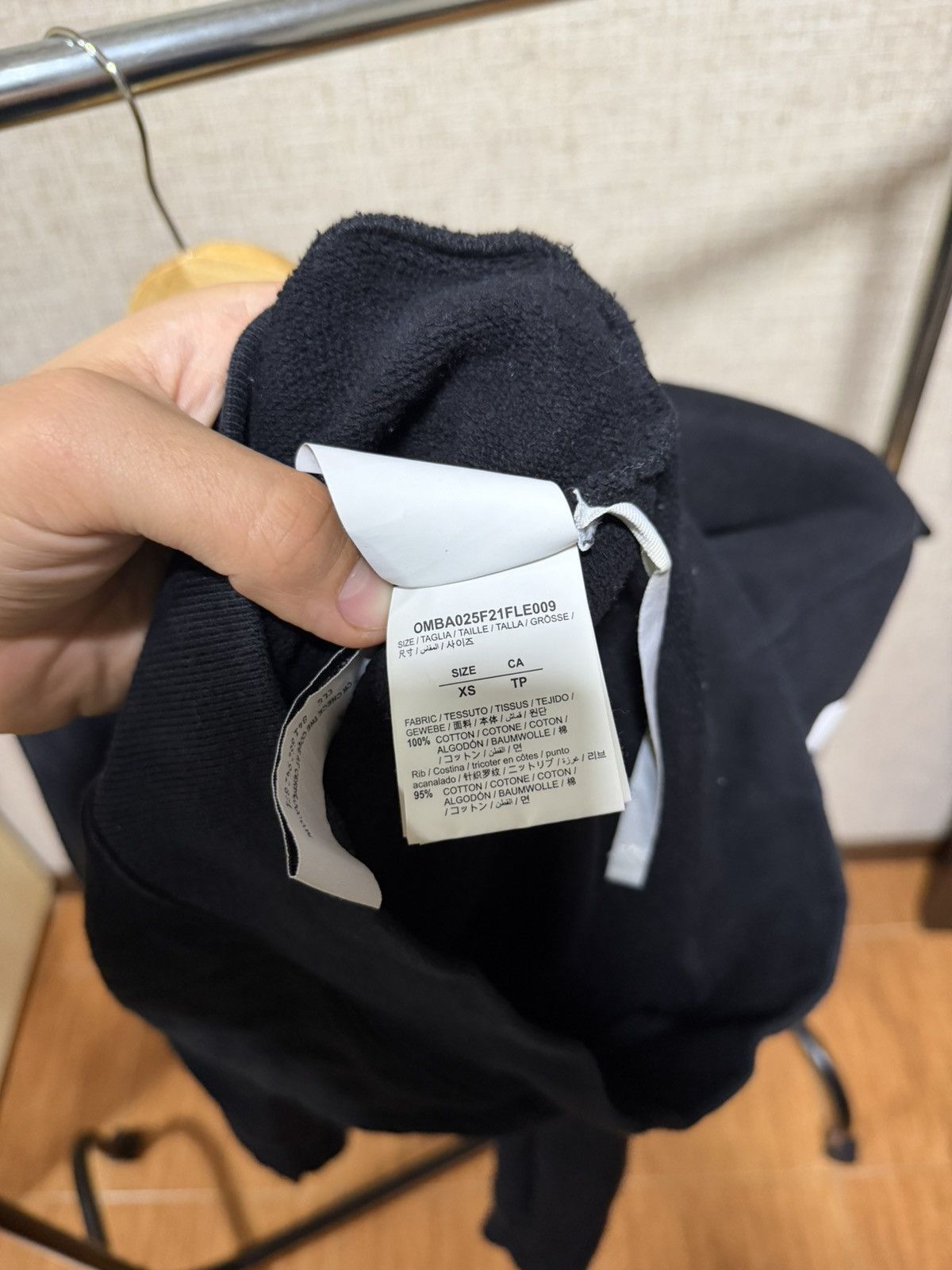Off-White OFF WHITE CARAVAGGIO BLACK SWEATSHIRT Size US XS / EU 42 / 0 - 8 Thumbnail