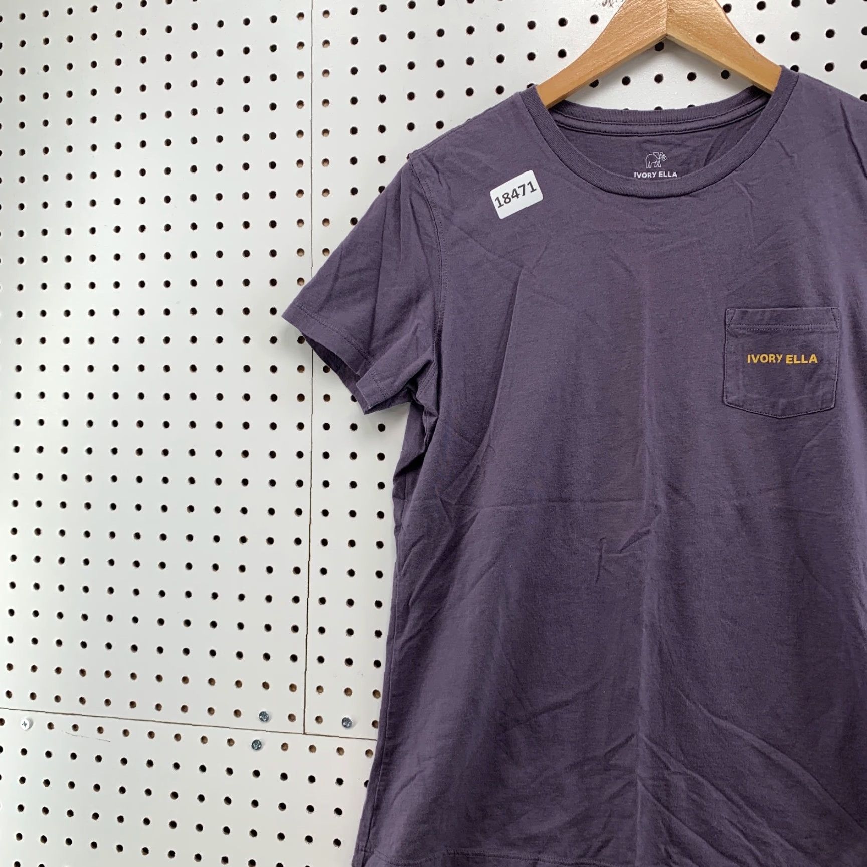 Vintage Vintage Ivory Ella Women's T-Shirt Purple Yellow Elephant Short Sleeve V-Neck Small Size S / US 4 / IT 40 - 3 Thumbnail