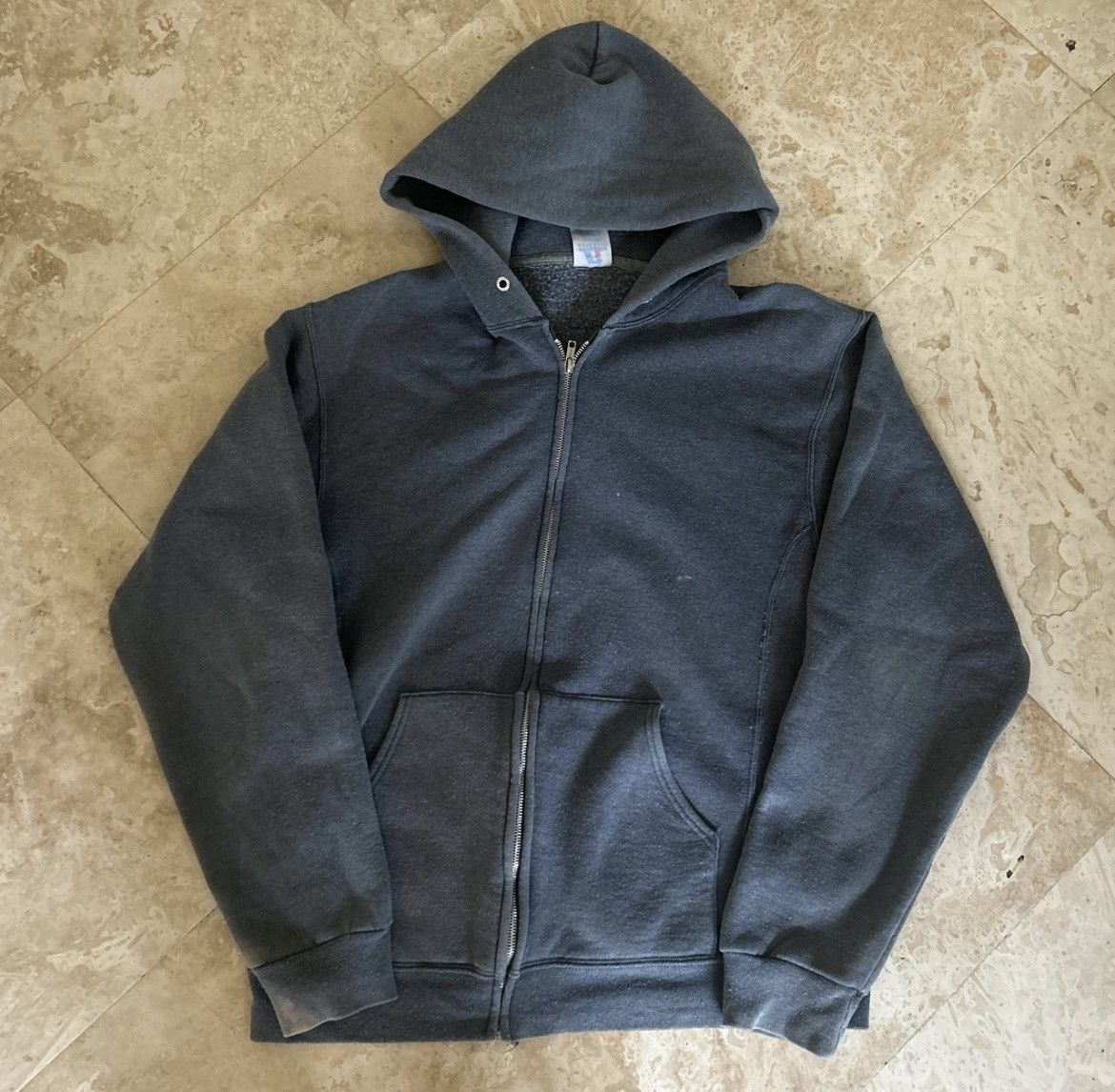 Other VINTAGE DARK GREY RUSSELL ATHLETIC ZIP UP HOODIE Size US M / EU 48-50 / 2 - 1 Thumbnail
