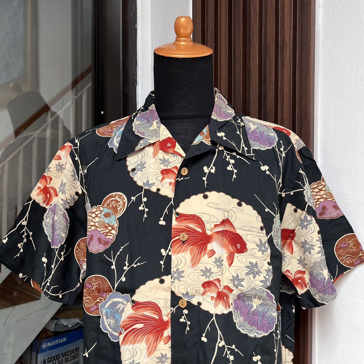 Other Aloha Wear KOI Printed Made In Japan 100% Rayon Not SUNSURF Size US L / EU 52-54 / 3 - 3 Thumbnail