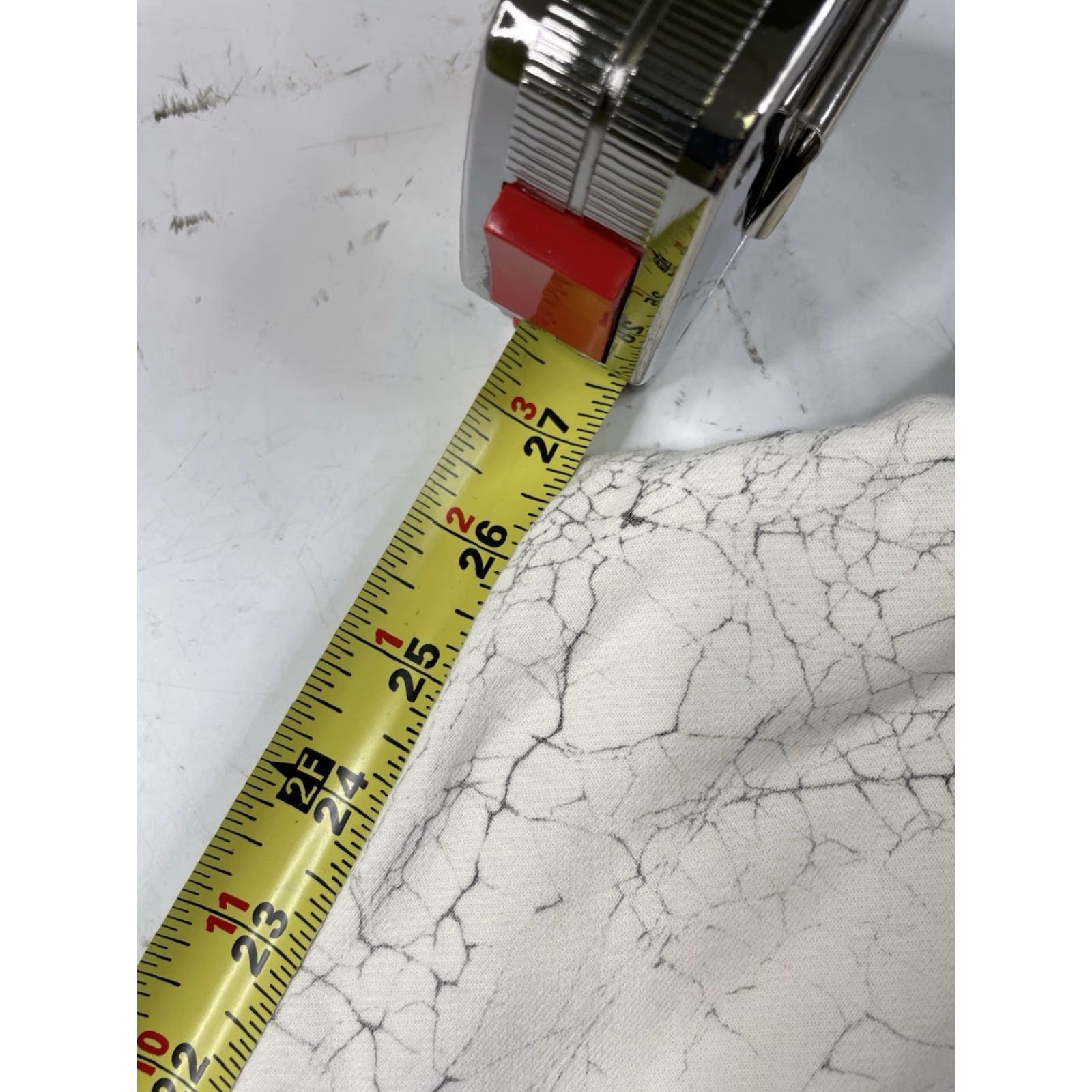 Lululemon Lululemon Women's Jogger Pants 27” Inseam White Down 7/8 Tapered Modern 6 Regular Stretch Size 28" / US 6 / IT 42 - 7 Thumbnail