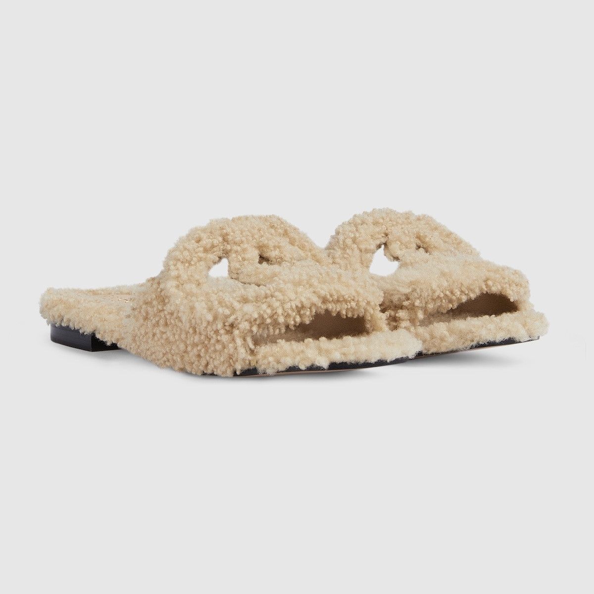 Gucci o1s1wg110225 Interlocking G Slide Sandals in Light Beige Size US 7.5 / IT 37.5 - 2 Thumbnail