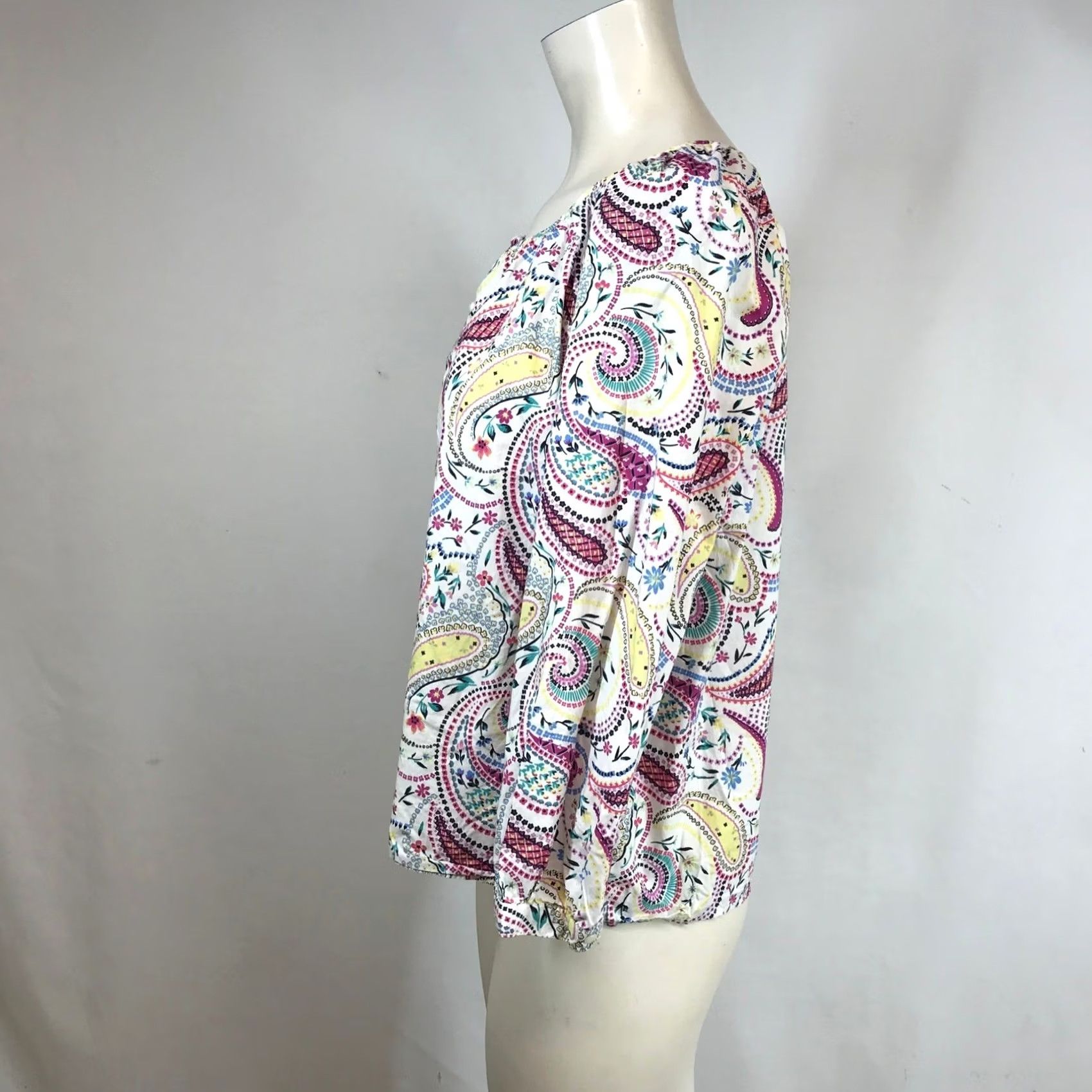 Talbots VINTAGE Talbots Petites Paisley Floral Cotton Blouse White Pink Yellow MP 3/4 Sleeve Size M / US 6-8 / IT 42-44 - 6 Thumbnail