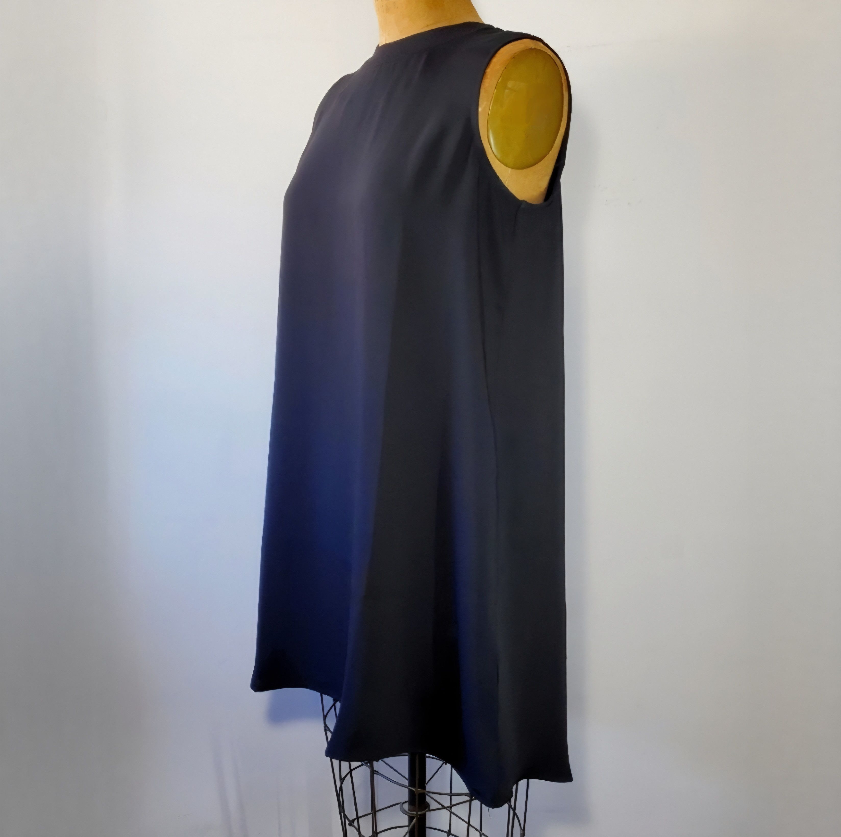 Other Coercion London Sz M Dress Black Swing Trapese Hi-low Hem Size M / US 6-8 / IT 42-44 - 1 Thumbnail