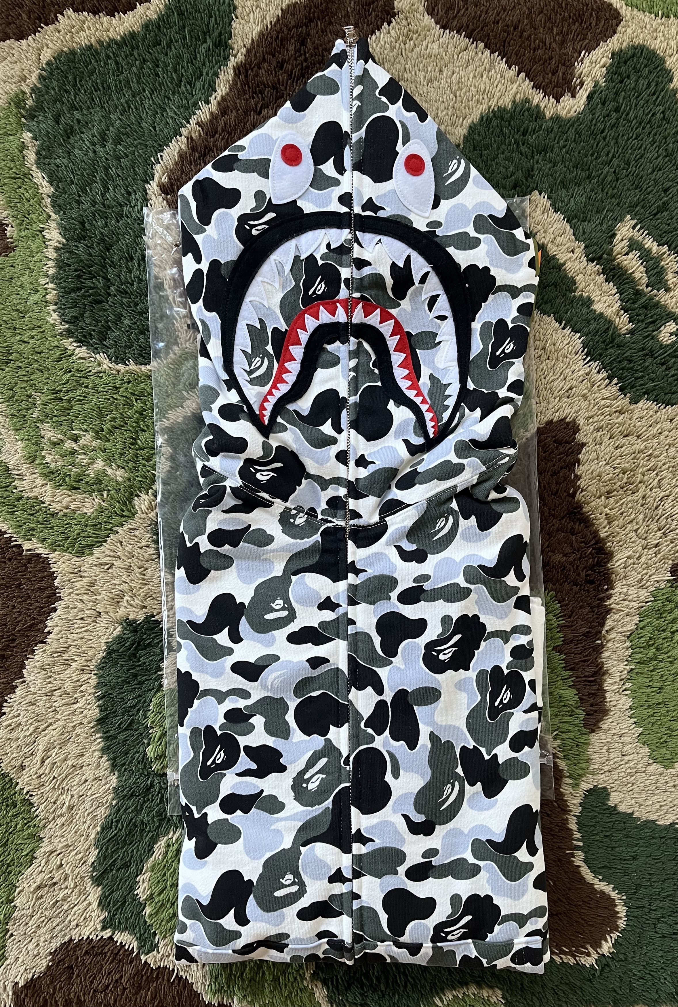 Bape BAPE KYOTO STORE EXCLUSIVE SHARK SEPARATE FULL ZIP HOODIE Size US L / EU 52-54 / 3 - 3 Thumbnail