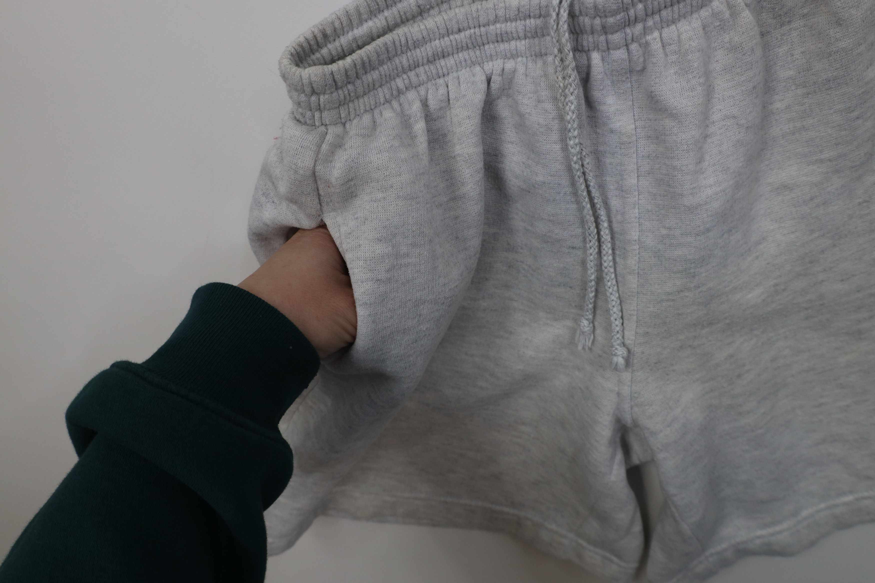 Spalding Vintage 90s Spalding Above Knee Sweatpants Shorts Gray Size US 32 / EU 48 - 8 Thumbnail