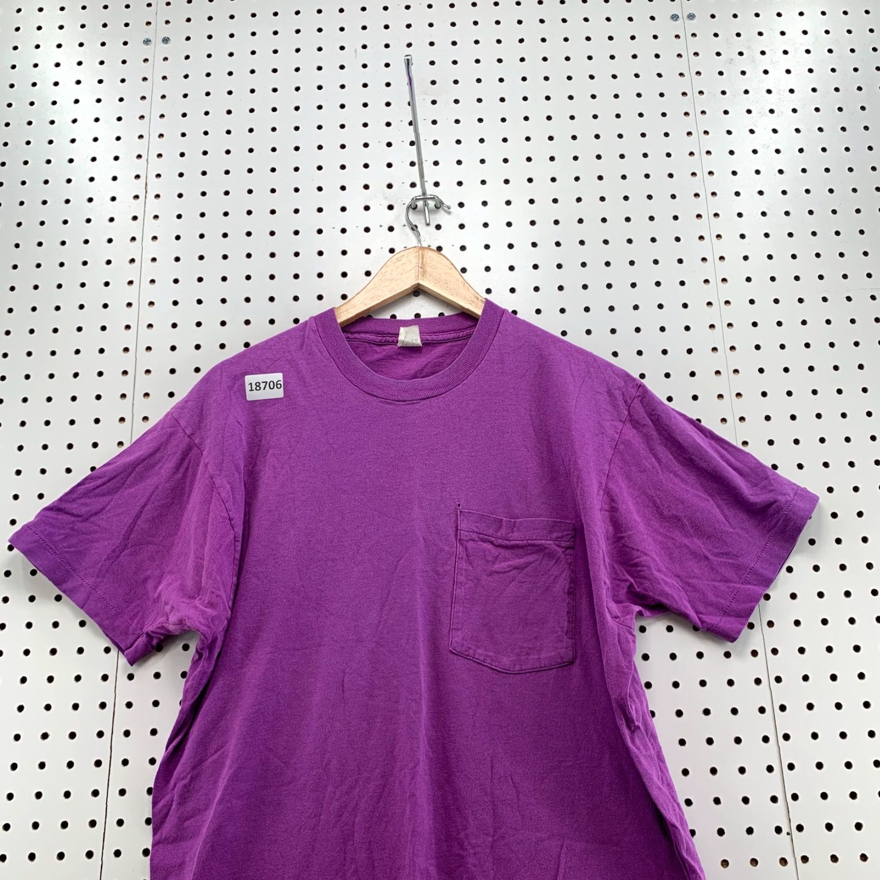 Fruit Of The Loom VINTAGE Fruit of the Loom Pocket Shirt Unisex Adults T-Shirt Large Purple 21x28 80s 90s Short Sleeve Mens Womens Size US L / EU 52-54 / 3 - 2 Thumbnail