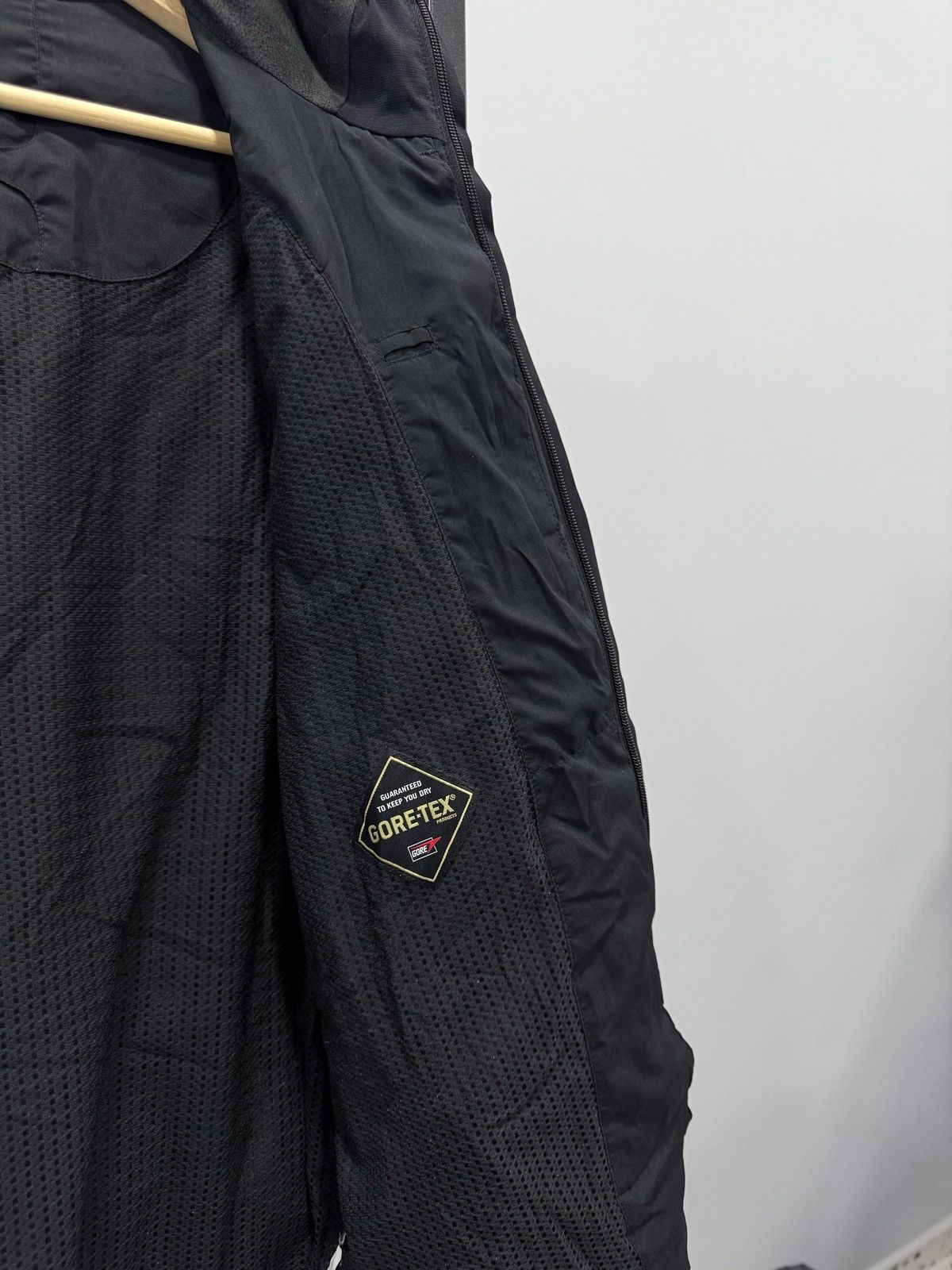 Adidas Adidas Clima 365 Gore-Tex Air Vantage Vintage Jacket 2007 Size US L / EU 52-54 / 3 - 17 Thumbnail
