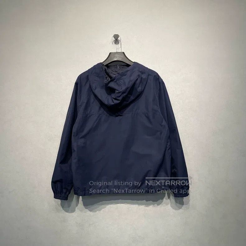 Louis Vuitton Louis Vuitton Full logo double-sided hooded jacket Size US L / EU 52-54 / 3 - 3 Thumbnail