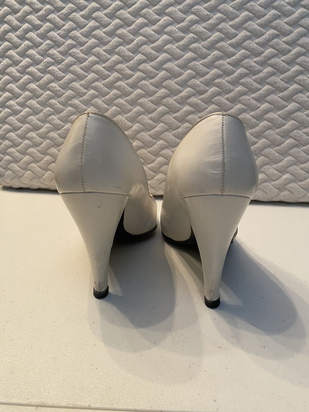 Charles Jourdan Charles Jourdan Paris 🇫🇷 Contrast Leather Peep Toe Heels 6 B Size US 6.5 / IT 36.5 - 8 Thumbnail
