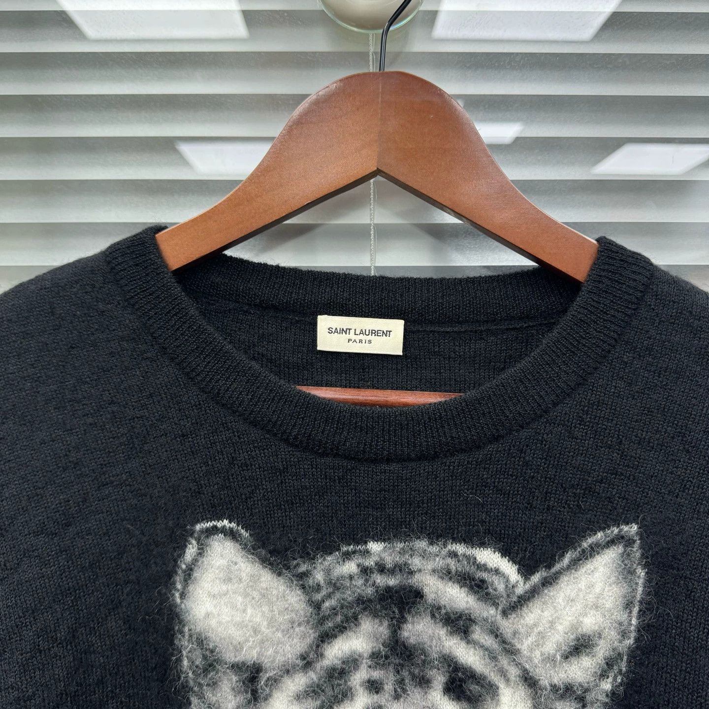 Saint Laurent Paris Saint Laurent Tiger Head Mohair Sweatshirt Size XS / US 0-2 / IT 36-38 - 3 Thumbnail