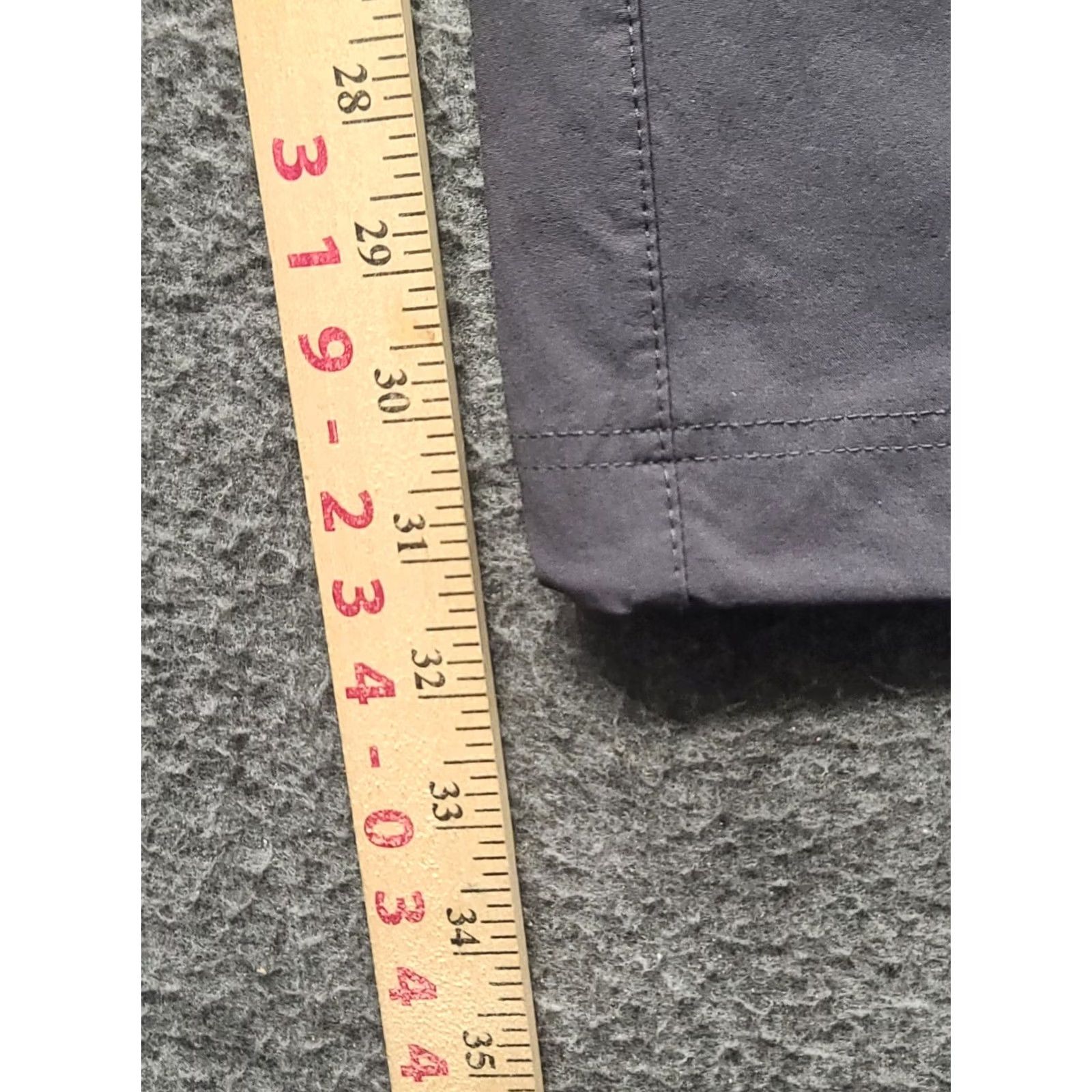 Mountain Hardwear Mountain Hardwear Dynama Pants Womens 10x32 Regular Cargo Convertible Hiking Stretch Quick Dry Water Resistant Breathable Inseam 32 Brown Knit? Size 32" / US 10 / IT 46 - 5 Thumbnail