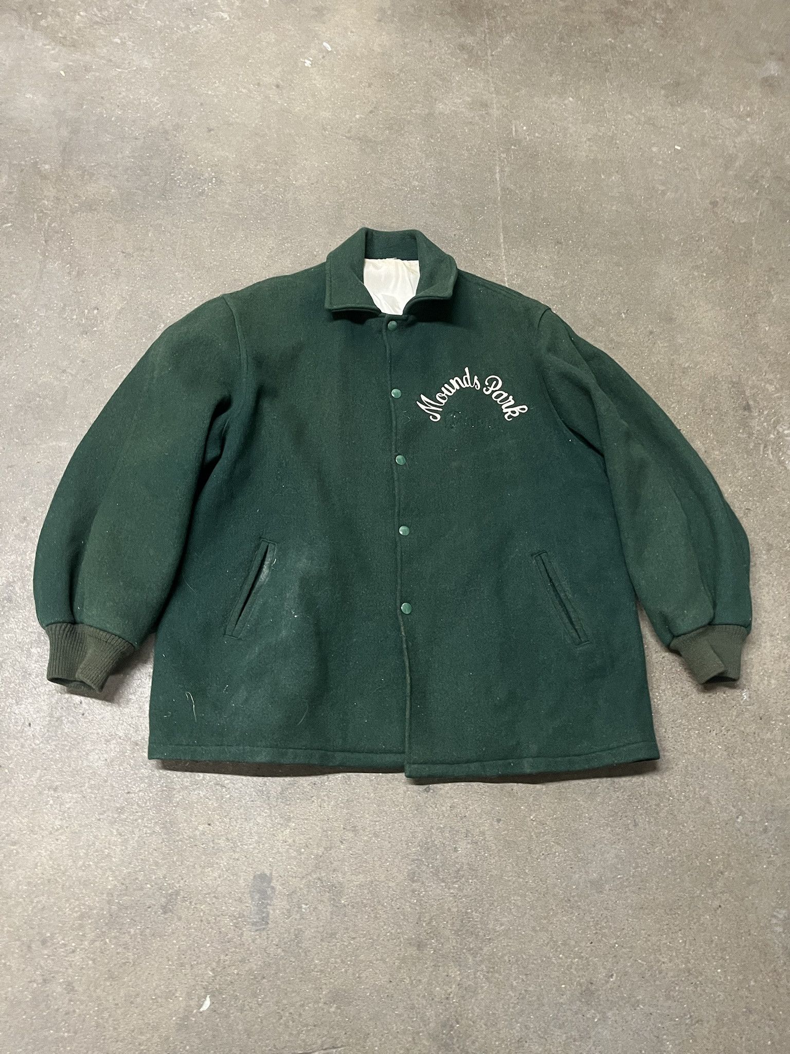 Carhartt × Vintage Vintage 1990s Mounds View High School Varsity jacket Size L/XL Size US L / EU 52-54 / 3 - 1 Thumbnail