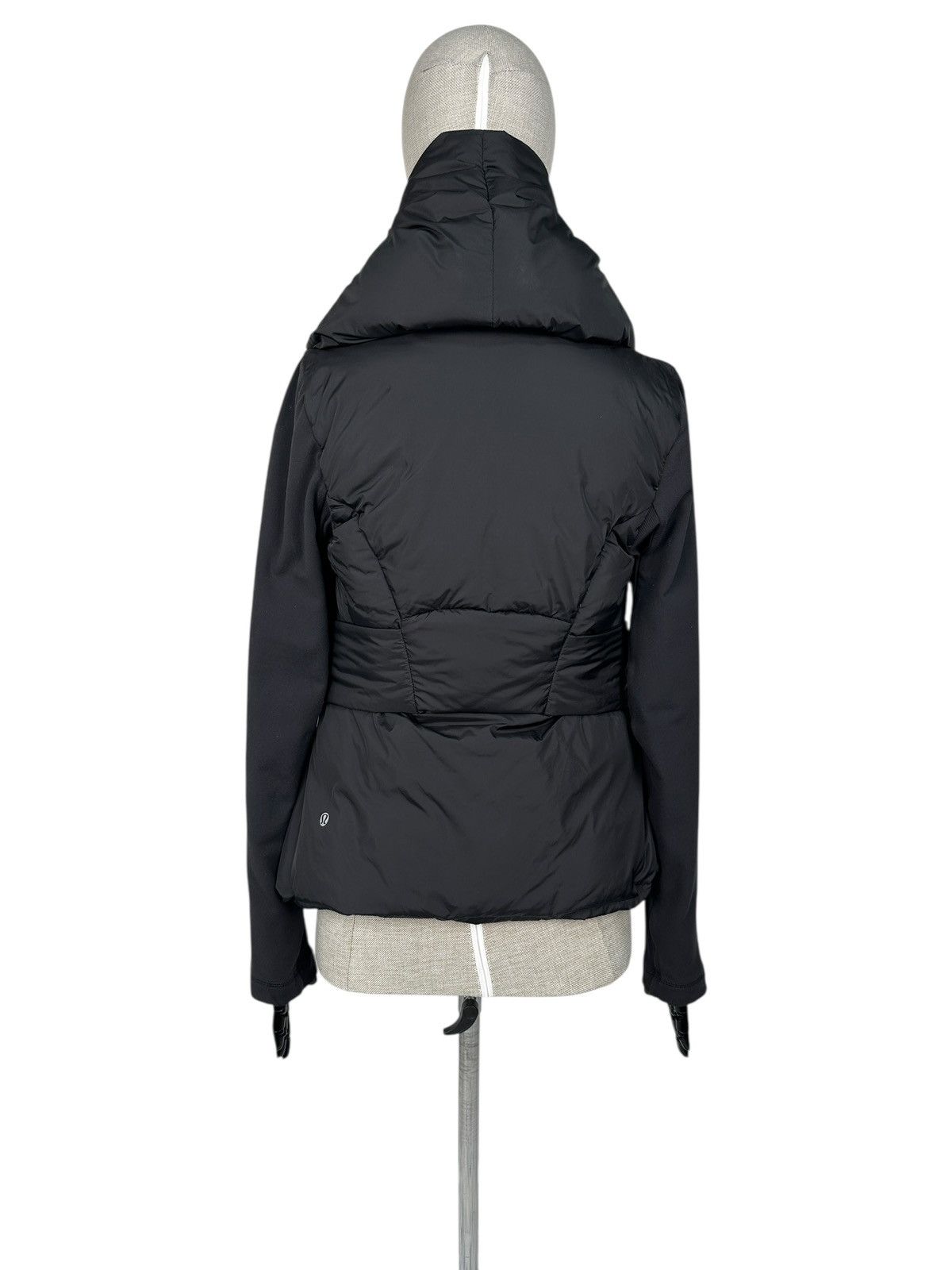 Lululemon LULULEMON Avant Garde Belted Wrap Down Jacket Women’s Black Size XS / US 0-2 / IT 36-38 - 2 Thumbnail