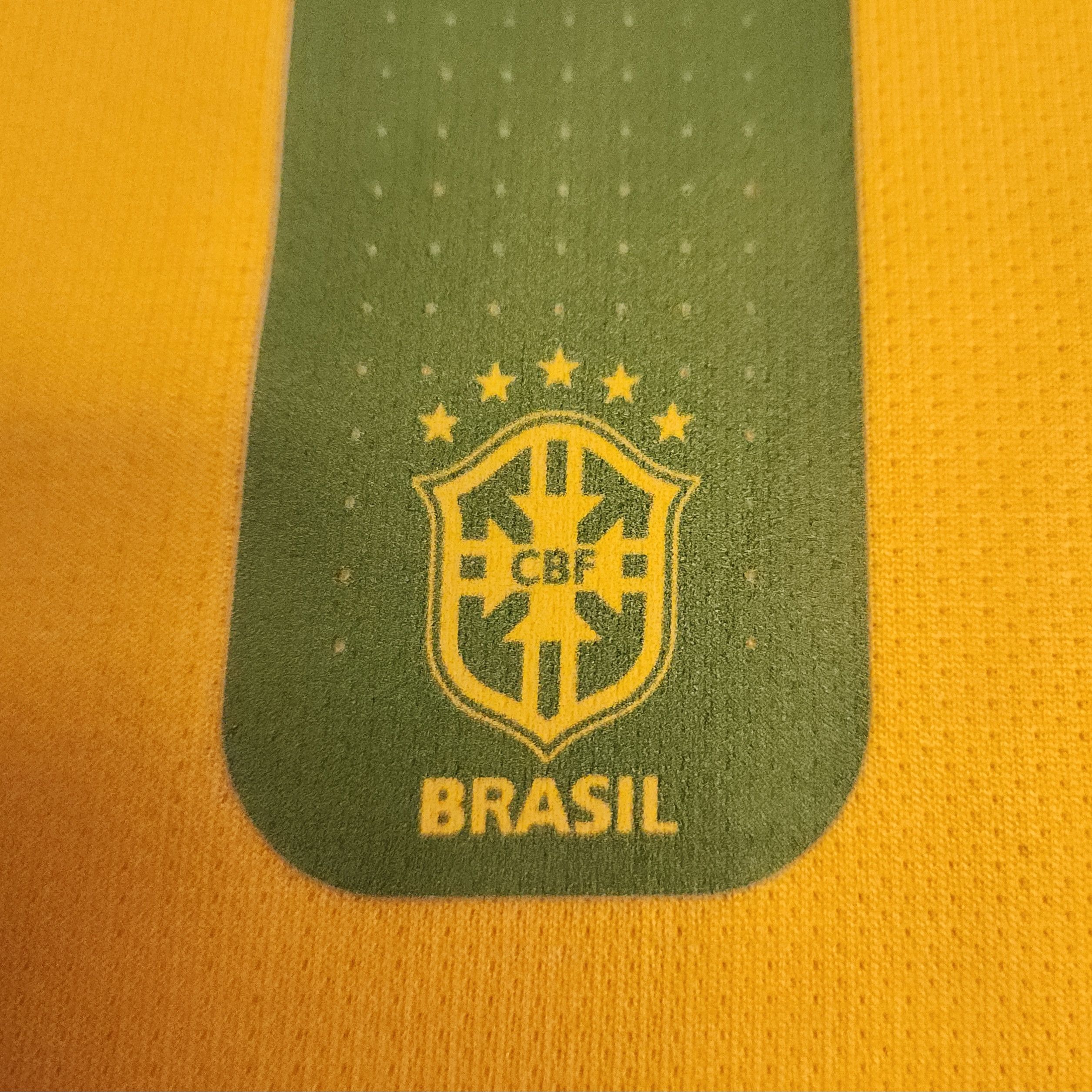 Nike Authentic Brazil RONALDINHO 2013-2014 13/14 Home Jersey Size US M / EU 48-50 / 2 - 6 Thumbnail