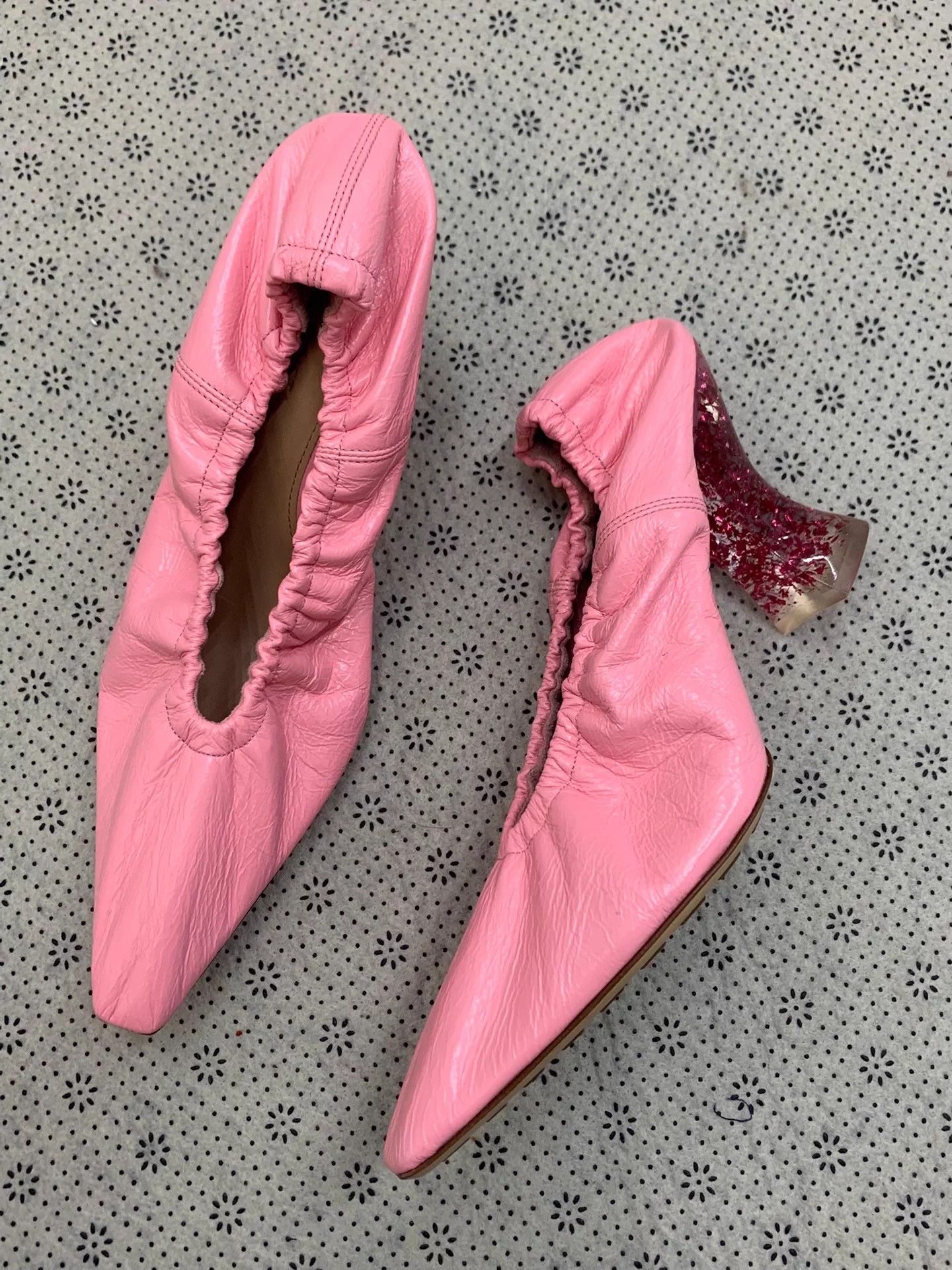 Bottega Veneta Bottega Veneta Pink Crystal Witchy Heels 36 Unworn Size US 5 / IT 35 - 2 Thumbnail