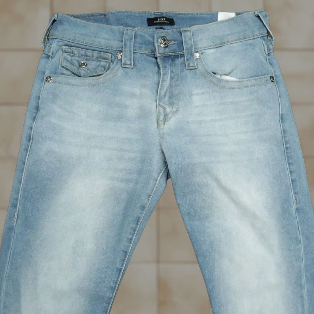 True Religion VINTAGE True Religion Jeans Mens 30x34 Light Blue Ricky Relaxed Straight Stretch Denim Slim? No, keep style: Straight Size US 30 / EU 46 - 1 Thumbnail