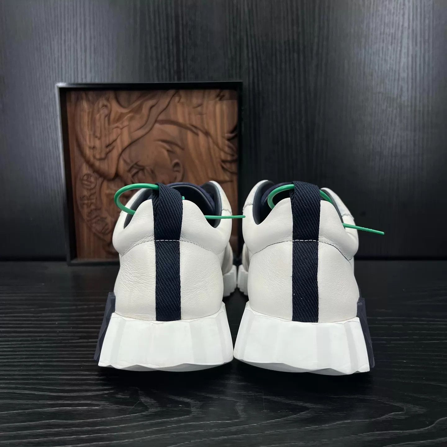 Hermes Hermès Bouncing White Black Blue 40 Like New Original Box Size US 7 / EU 40 - 3 Thumbnail