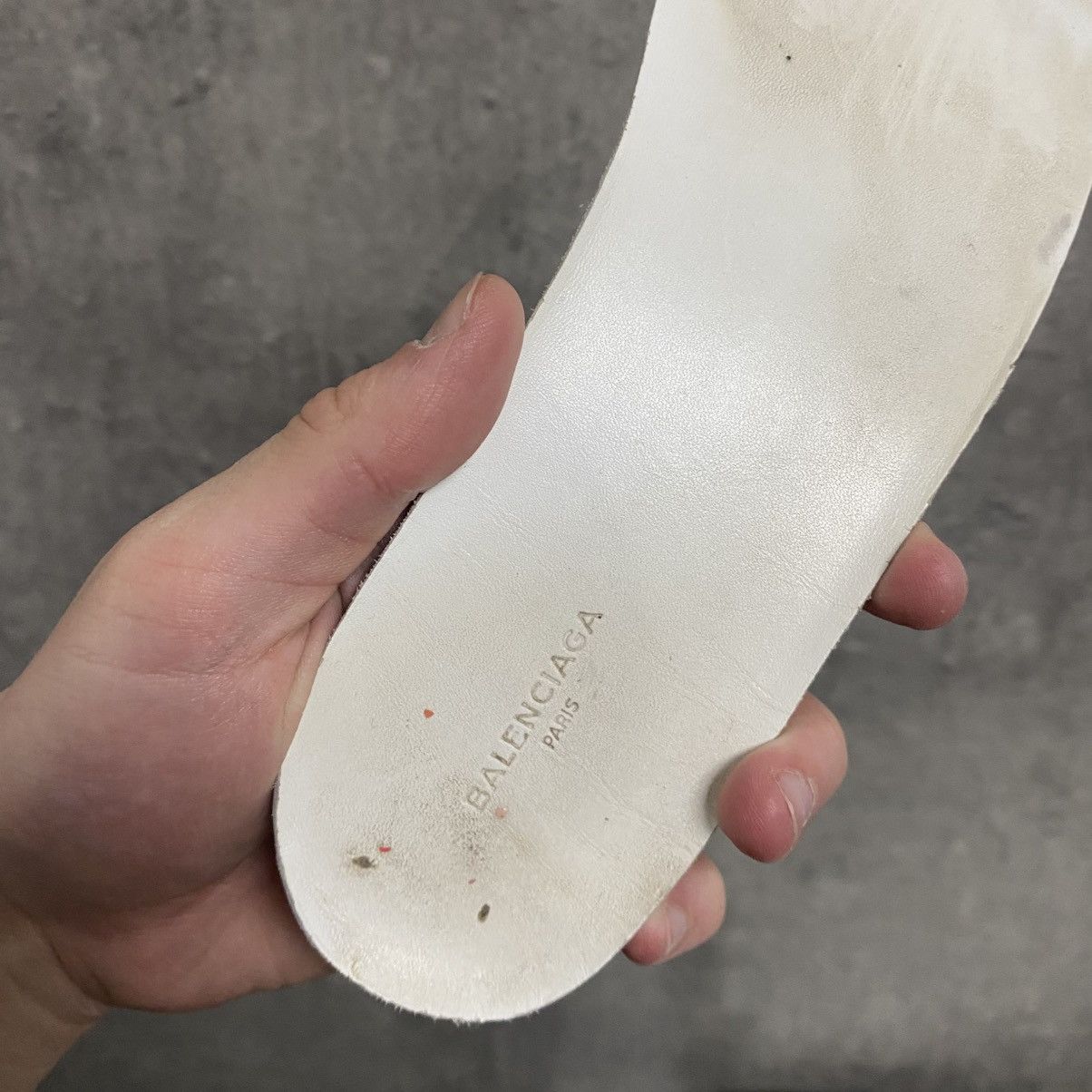 Balenciaga Balenciaga Arena Low Top White Leather Shoes With Box Luxury Size US 5.5 / EU 38 - 14 Thumbnail