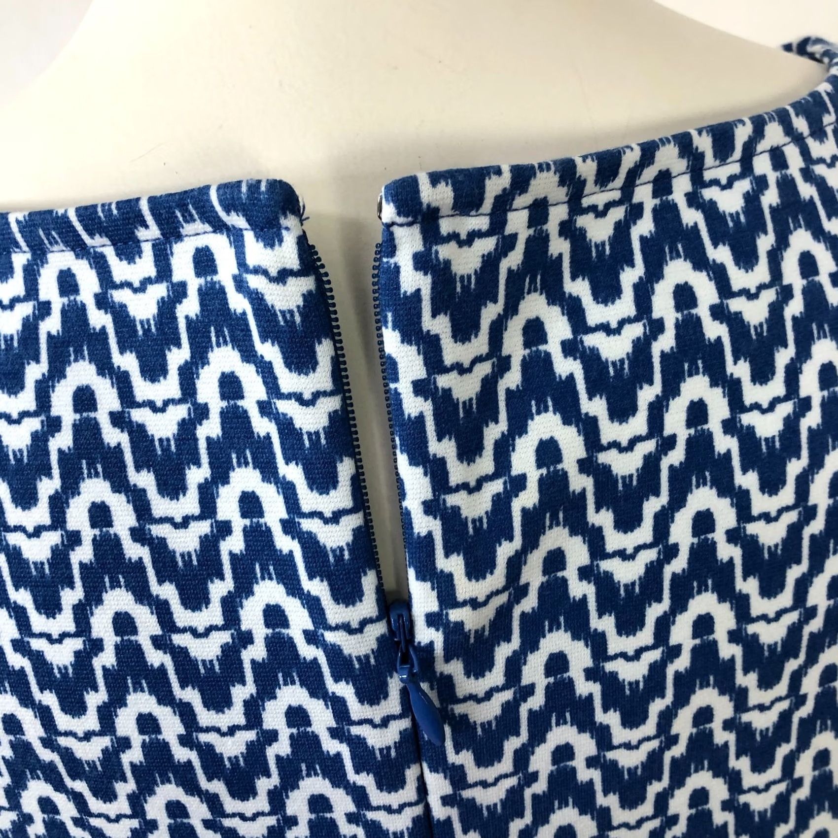 Talbots Talbots Dress Plus 1X? Sleeveless A-Line Knee Length Blue All Over Print Size XL / US 12-14 / IT 48-50 - 4 Thumbnail