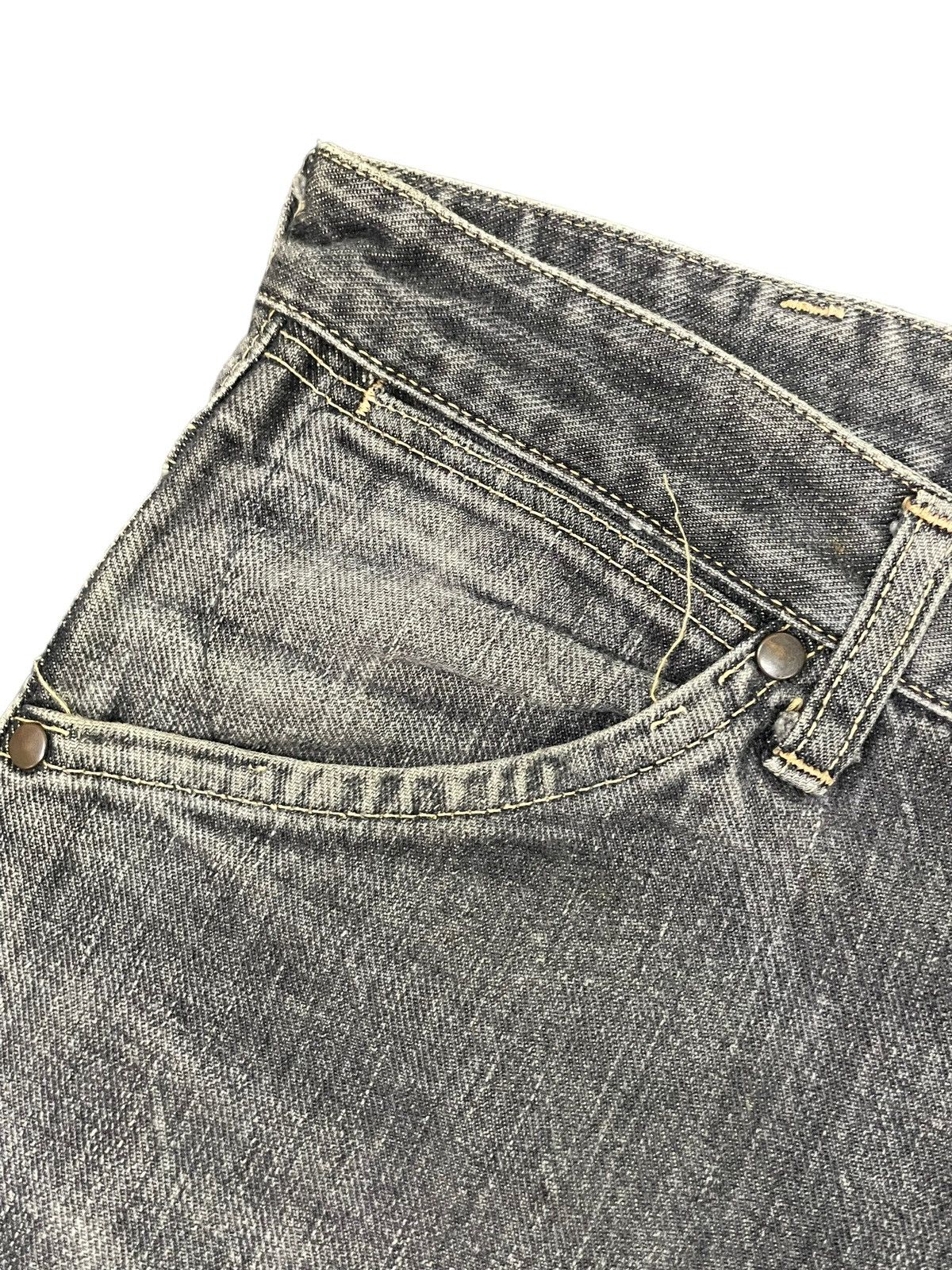 Bape Vintage Bape Busy Works Selvedge Distresed Denim Size US 31 - 6 Thumbnail