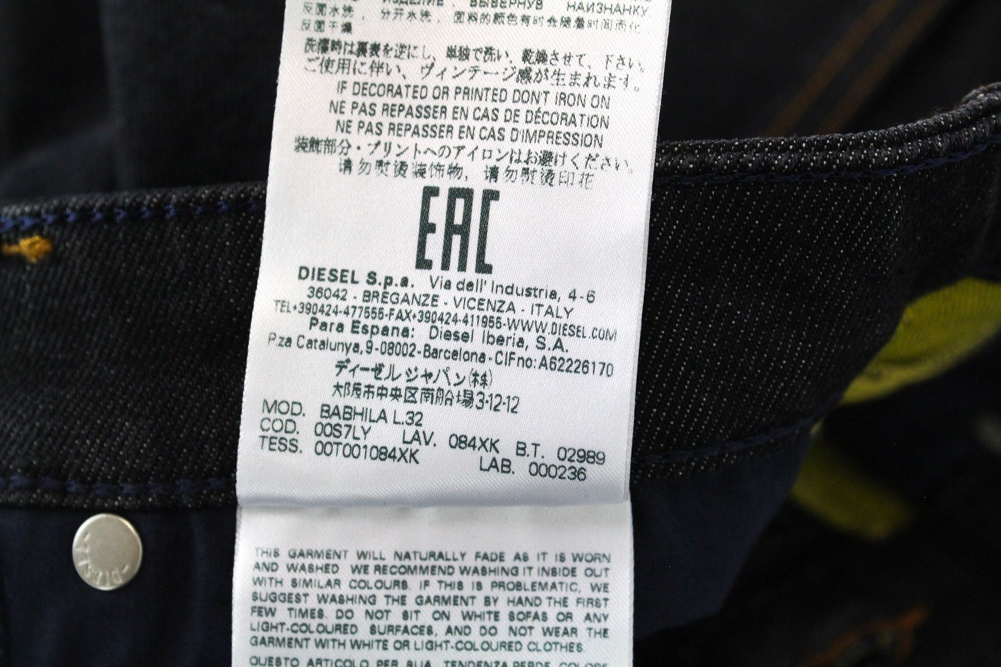 Diesel BABHILA 084XK W24/L32 Girls Blue Stretch Jeans 69988 Size 24" / US 00 / IT 34 - 9 Thumbnail