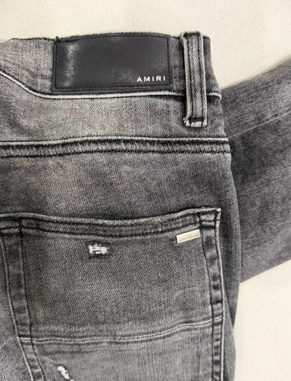 Amiri Amiri pants gray size 30 wxx Size US 30 / EU 46 - 4 Thumbnail