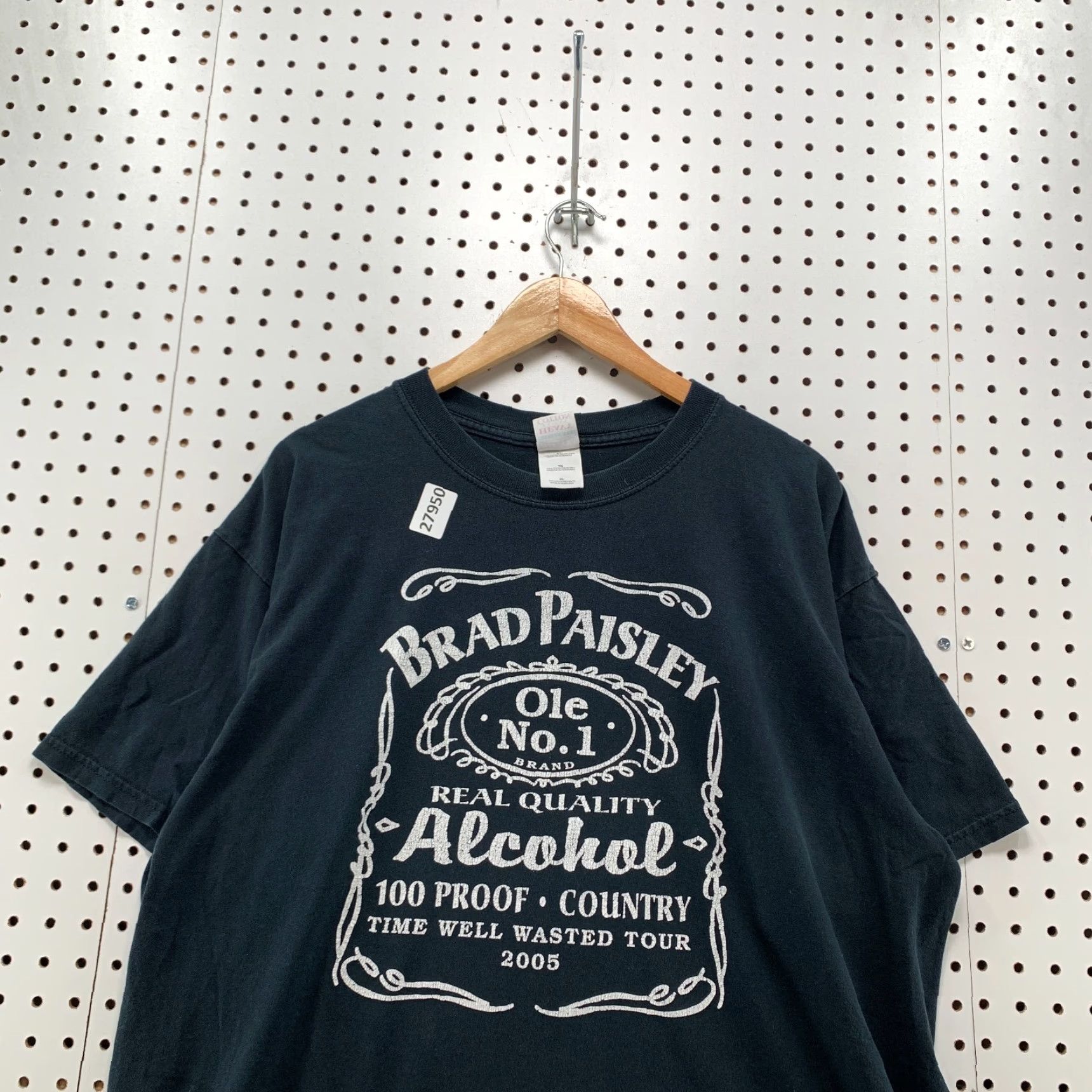 Gildan Brad Paisley Shirt Black Alcohol Jack Daniels Graphic Music Band Adult XL 25x28 Shirt Unisex Women Men Mens Size US XL / EU 56 / 4 - 5 Thumbnail