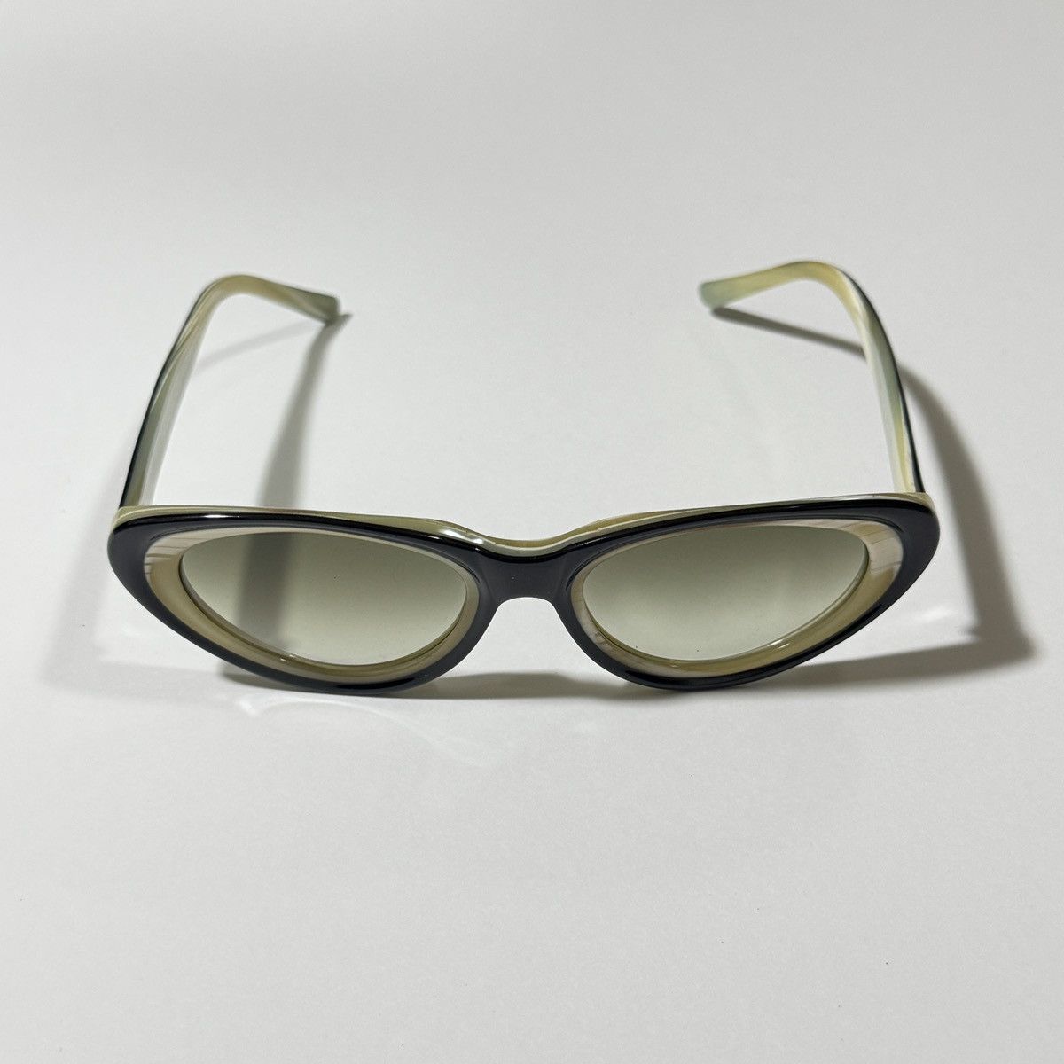 Prada PRADA 2001 S/S SPR 04B Cat-Eye Sunglasses y2k 00s Archive Size ONE SIZE - 2 Thumbnail