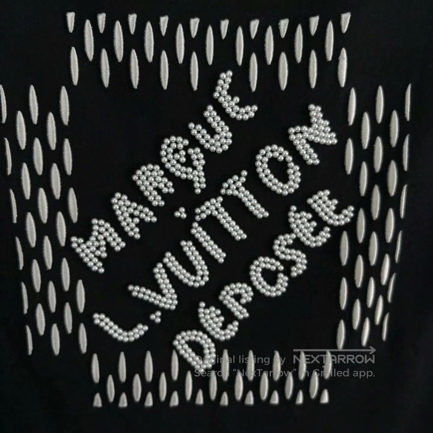 Pharrell LV Black Logo Short-Sleeve T-Shirt. Size US M / EU 48-50 / 2 - 4 Thumbnail