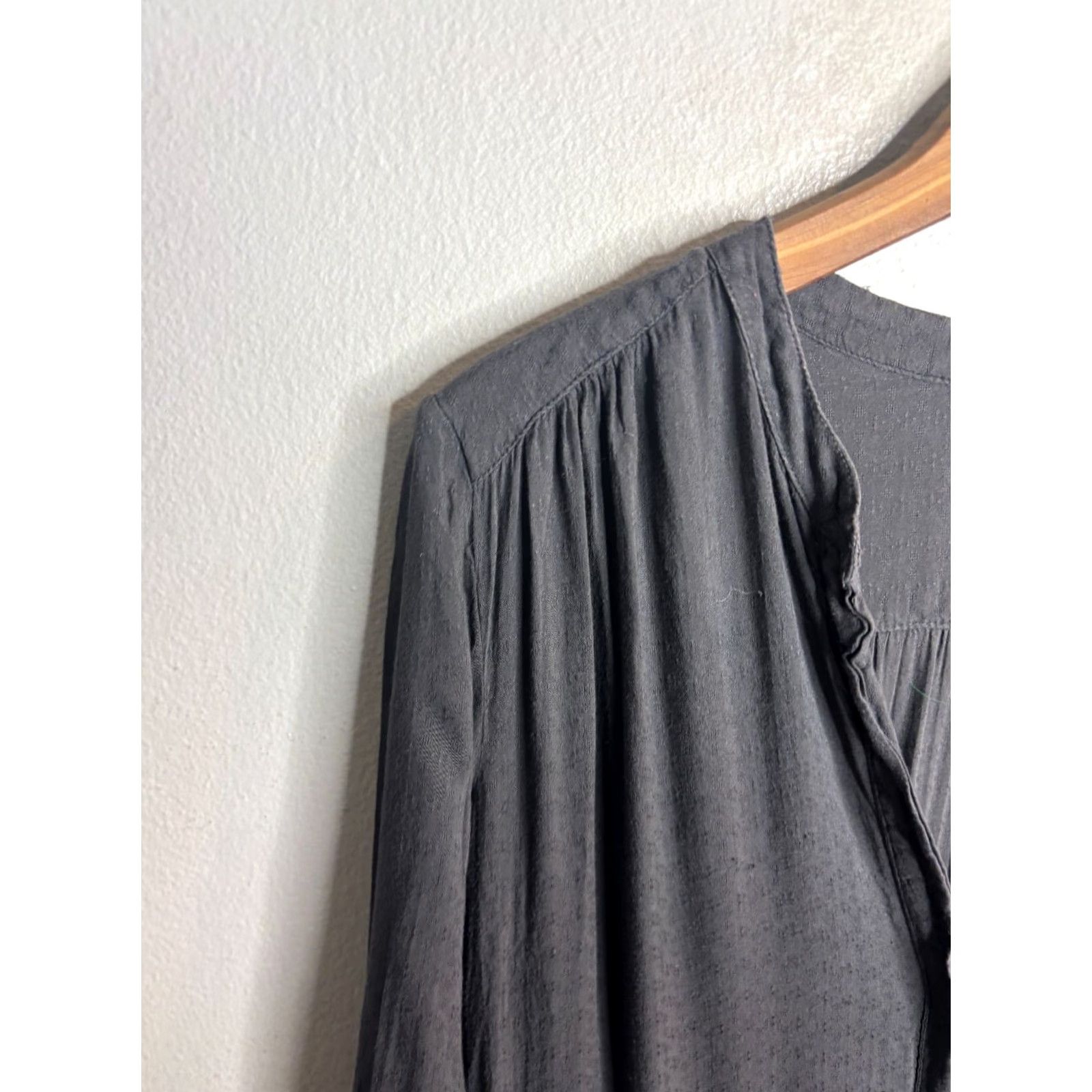 James Perse James Perse Maxi Dress Womens Gray Viscose Bodycon Slinky 2 Long Sleeve V-Neck Pullover 4578 Size XS / US 0-2 / IT 36-38 - 2 Thumbnail