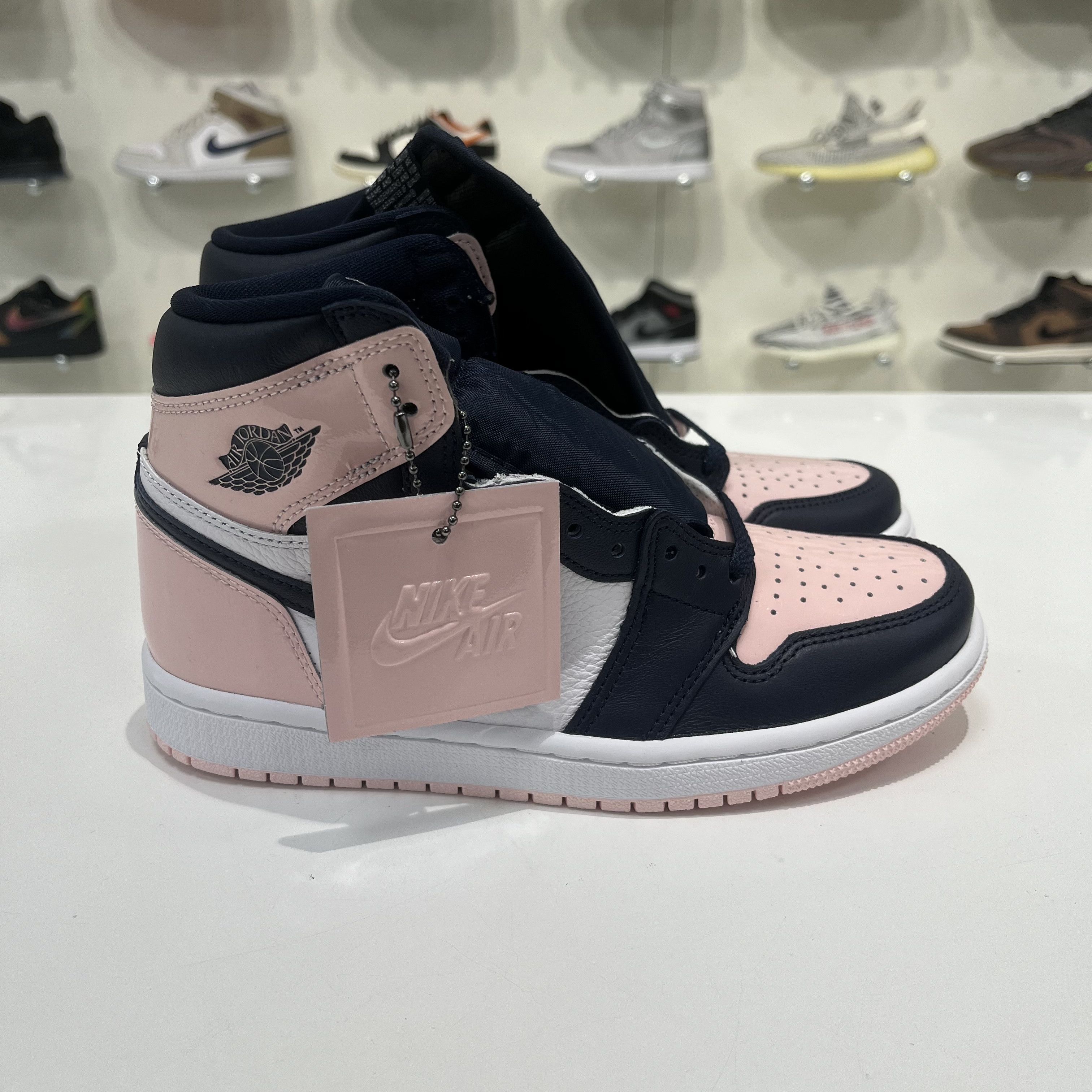 Nike Air Jordan 1 Retro High OG Atmosphere (W) Size US 8 / IT 38 - 4 Thumbnail