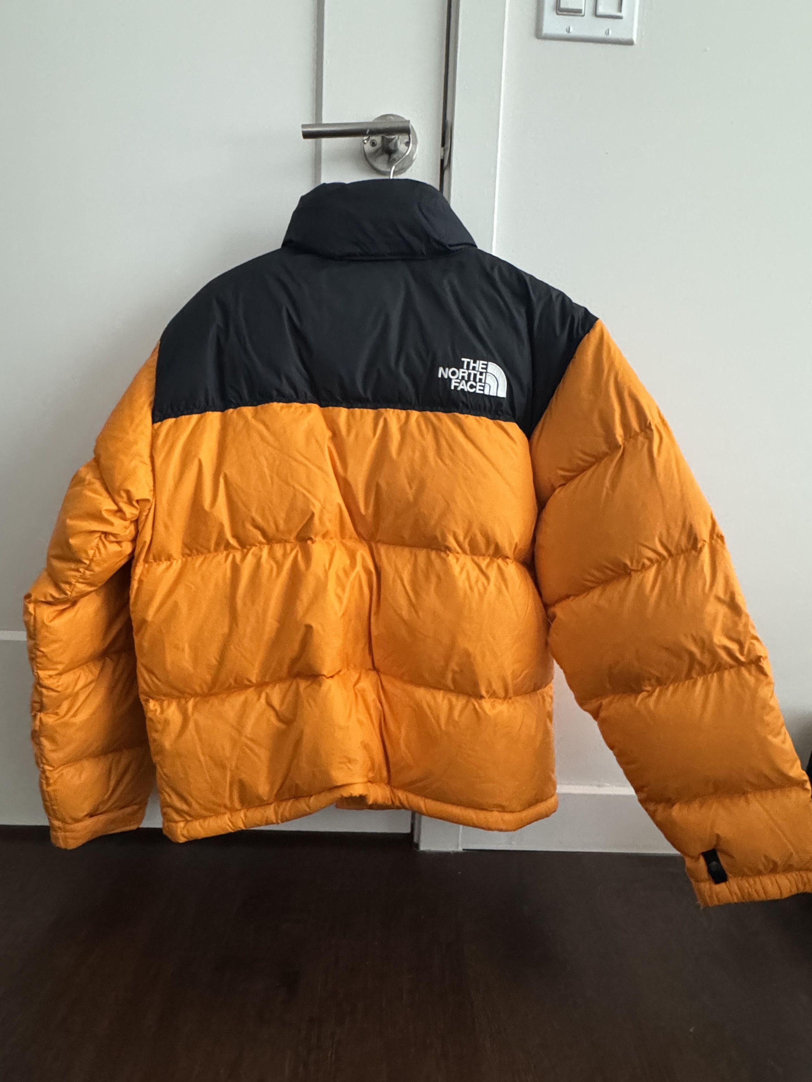 The North Face North Face Retro Nuptse Jacket (Orange) Size US M / EU 48-50 / 2 - 2 Thumbnail