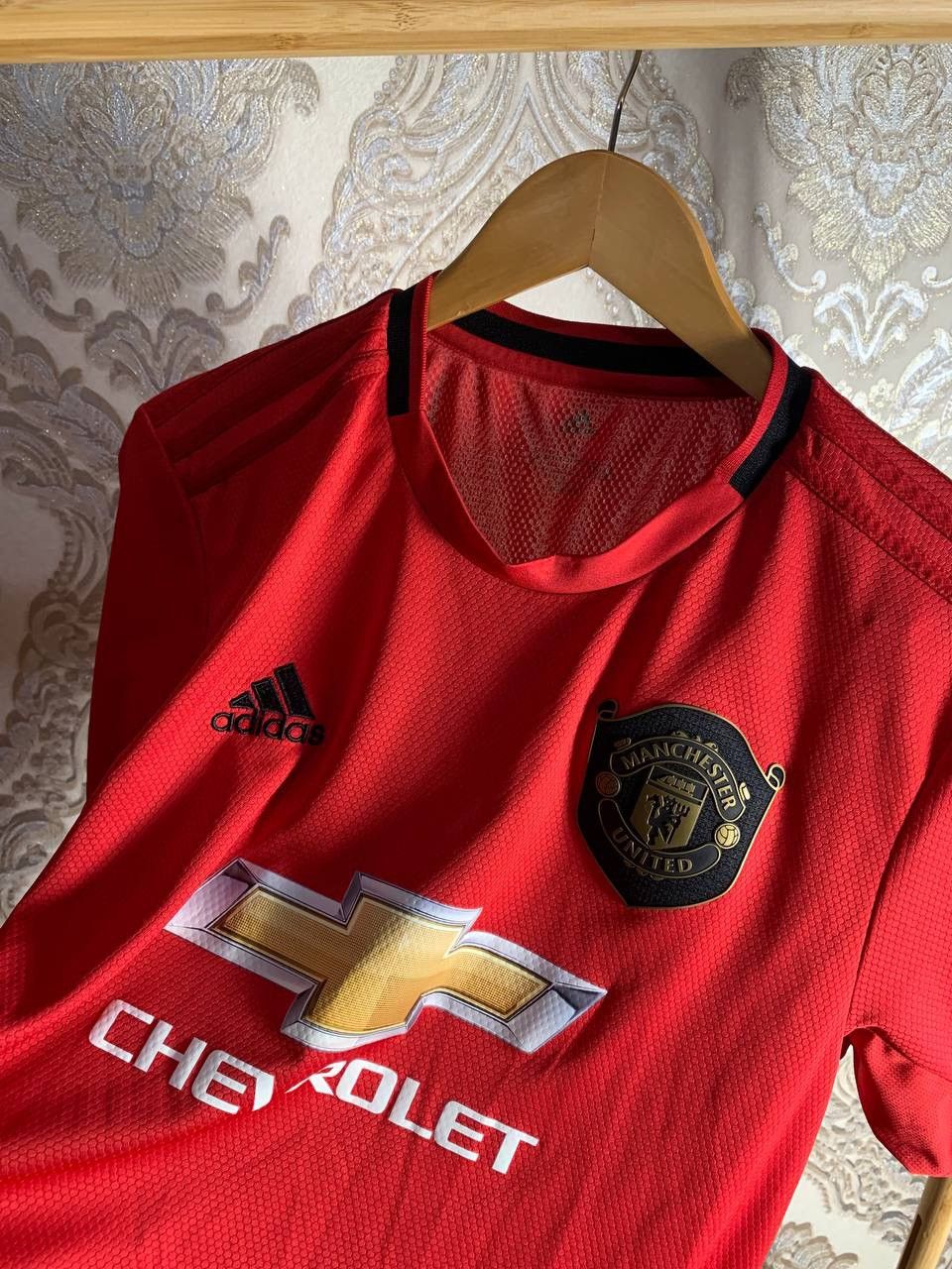 Adidas VINTAGE ADIDAS FC MANCHESTER UNITED ENGLAND SOCCER JERSEY Size US L / EU 52-54 / 3 - 6 Thumbnail