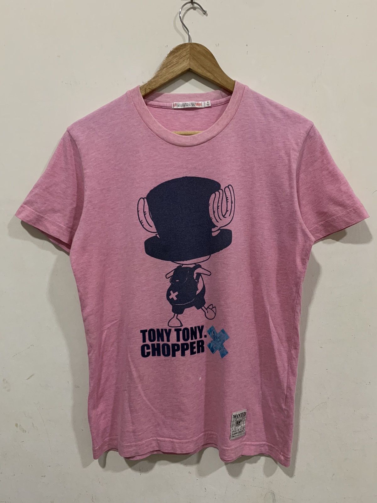 Uniqlo Uniqlo X One Piece Tony Tony Chopper Size US S / EU 44-46 / 1 - 1 Thumbnail