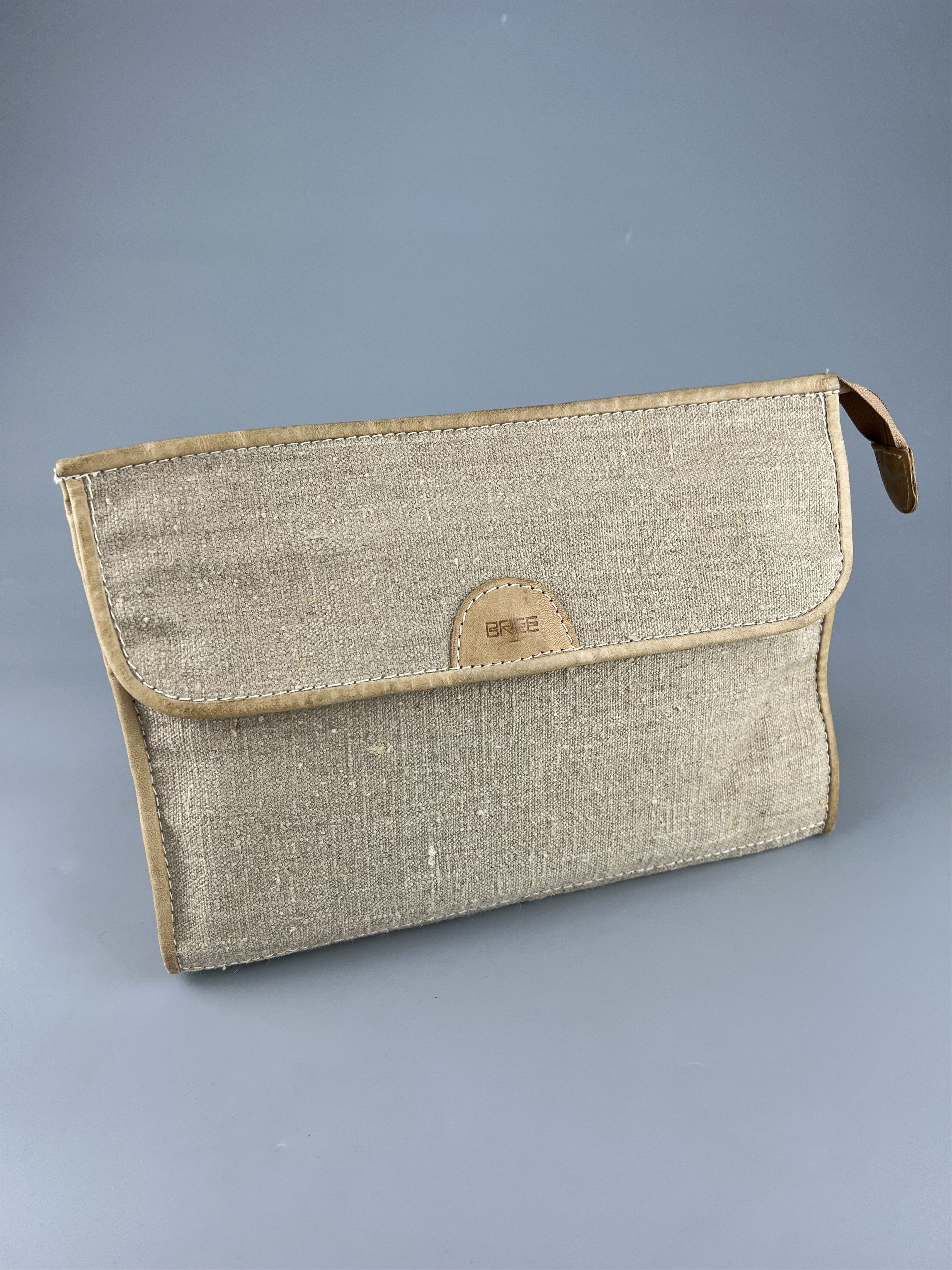 BREE × Vintage Bree Vintage Rare Beige Canvas Leather Clutch Cosmetic Bag Size ONE SIZE - 1 Thumbnail