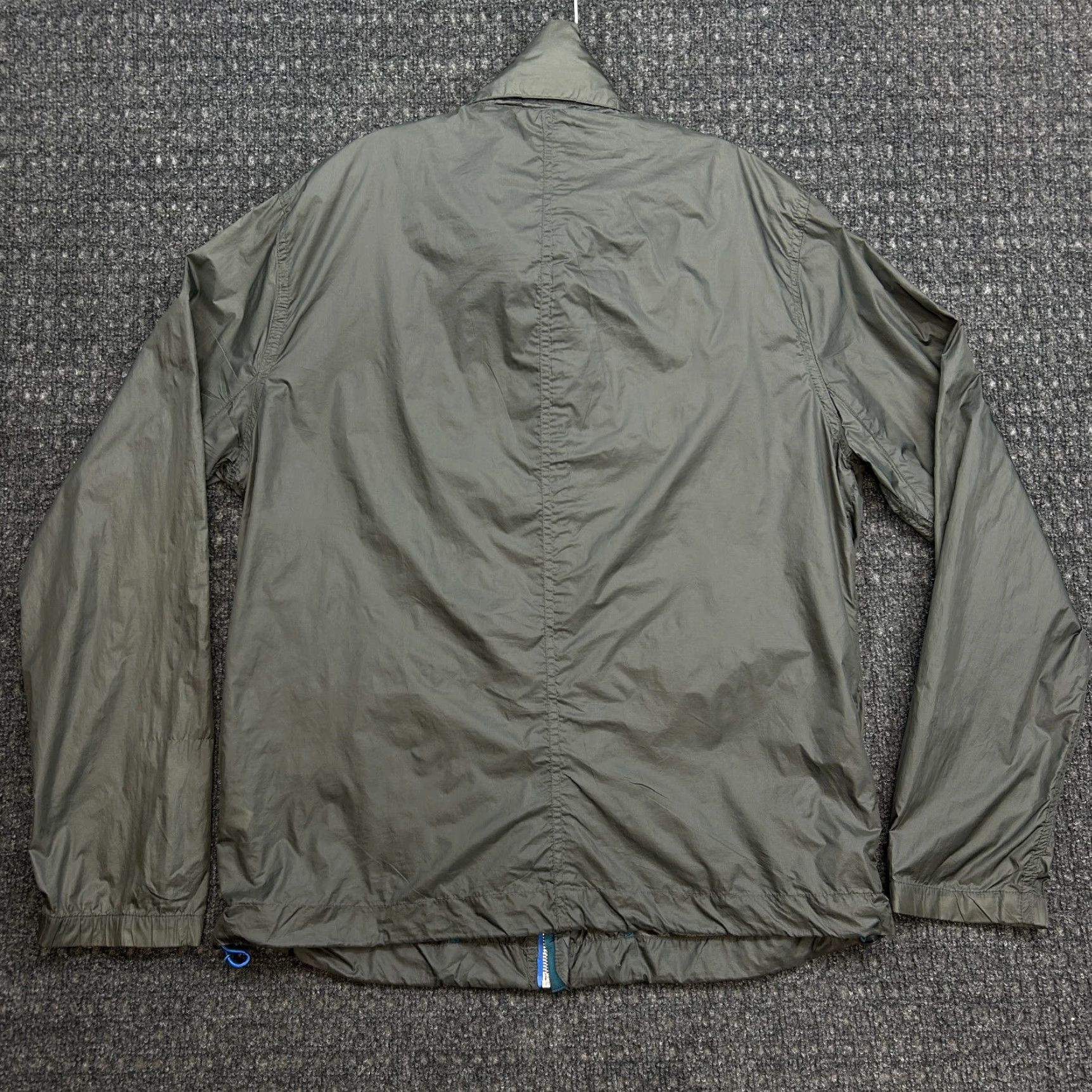 Gap VINTAGE Gap Windbreaker Jacket Gray L Men Regular Full Zip Packable 90s City Preppy USA Size US L / EU 52-54 / 3 - 4 Thumbnail